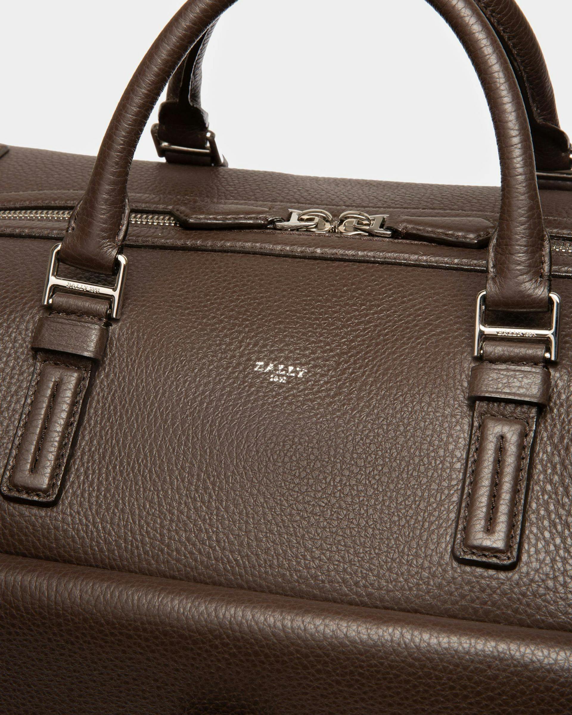Sandri Leather Weekender Bag In Ebony Brown - Men's - Bally - 05
