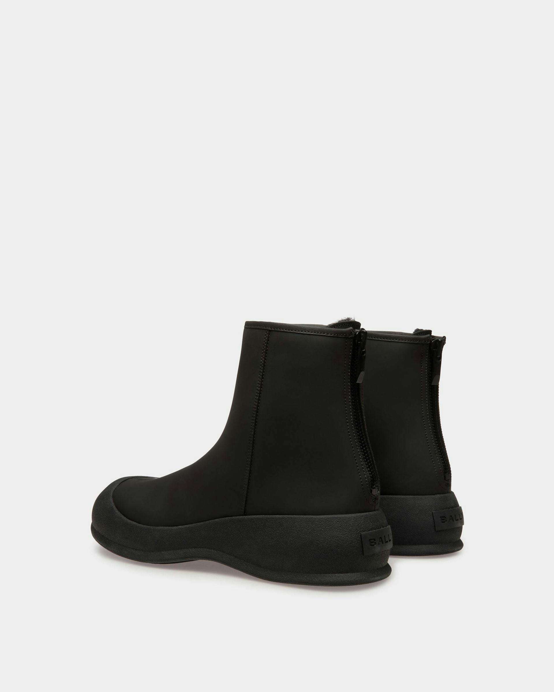 Men's Frei Snow Boots In Black Leather | Bally | Still Life 3/4 Back