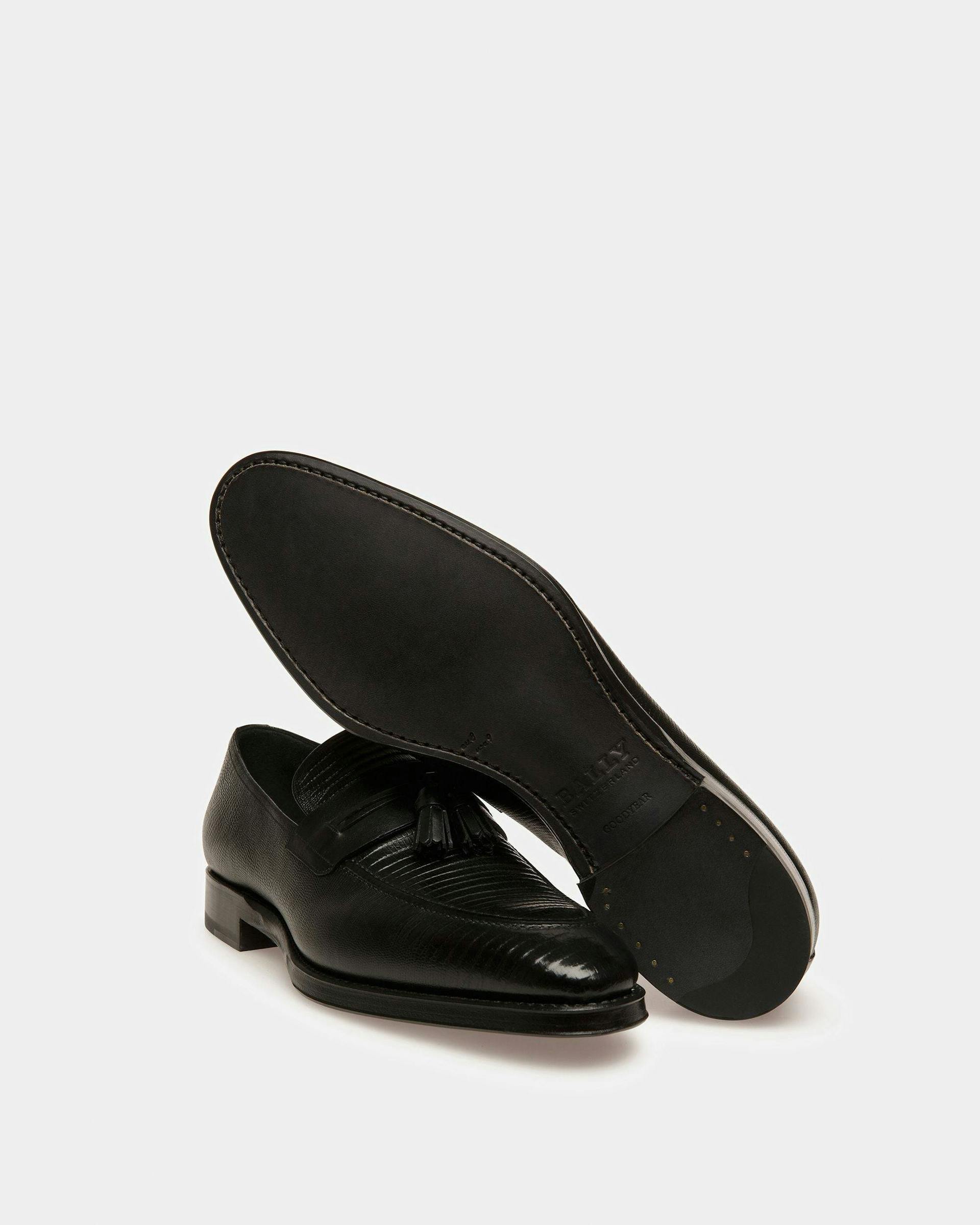 Scuvier Leather Loafers In Black - Men's - Bally - 05