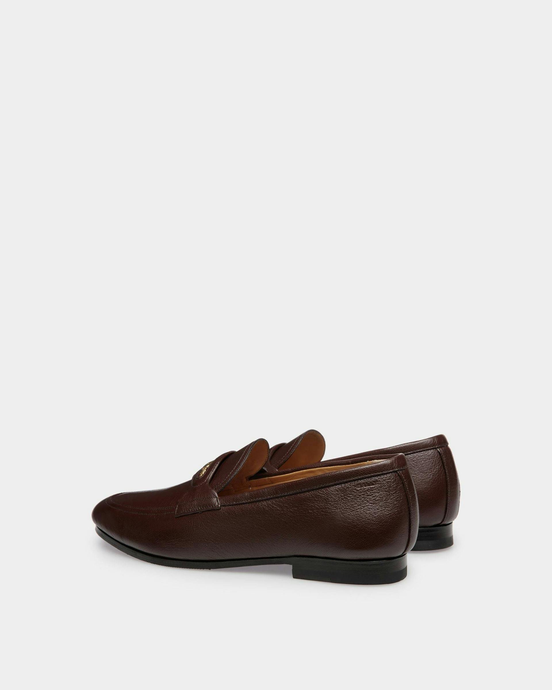 Men's Plume Loafer in Brown Grained Leather | Bally | Still Life 3/4 Front