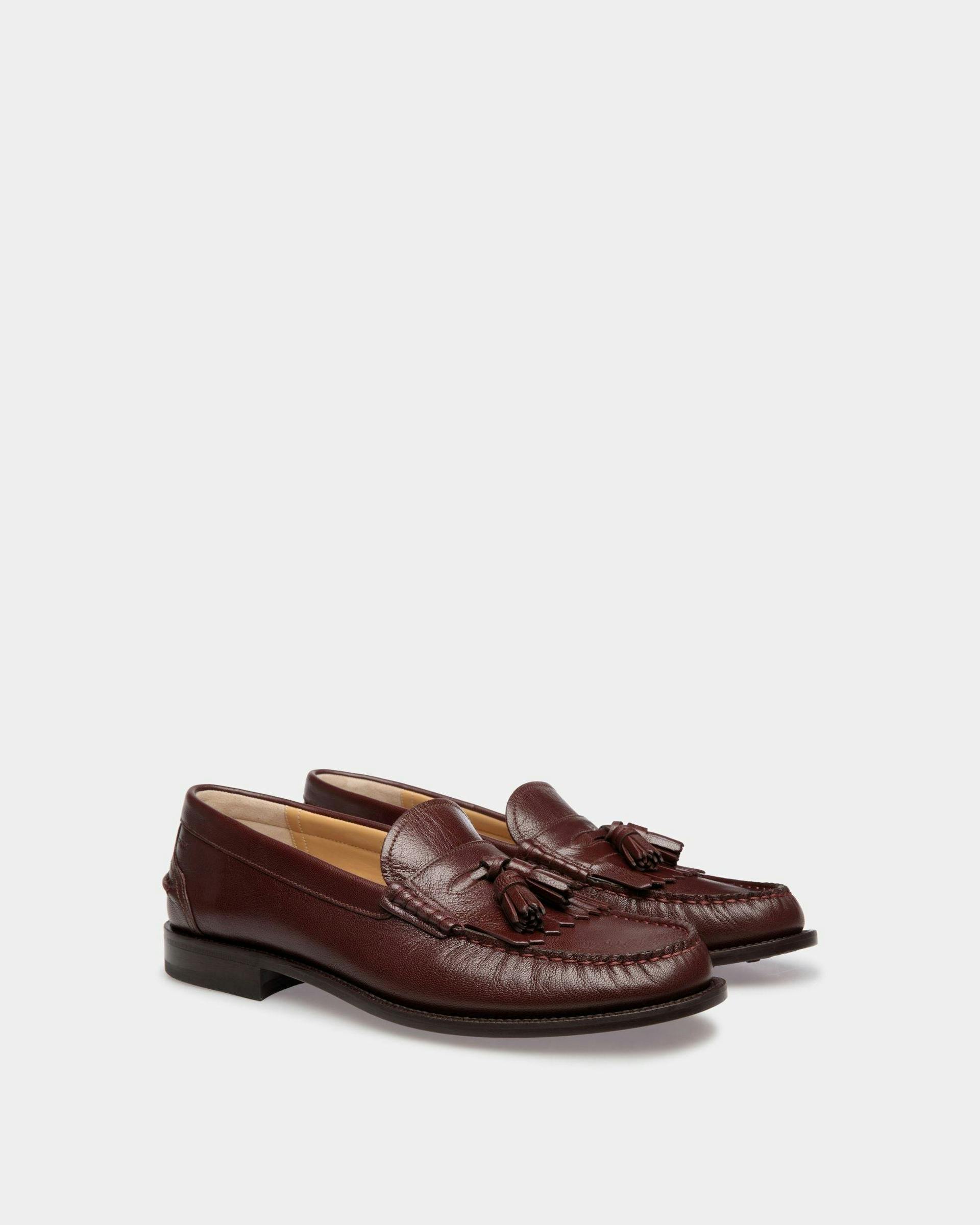 Men's Oregon Loafer in Chestnut Brown Grained Leather | Bally | Still Life 3/4 Front