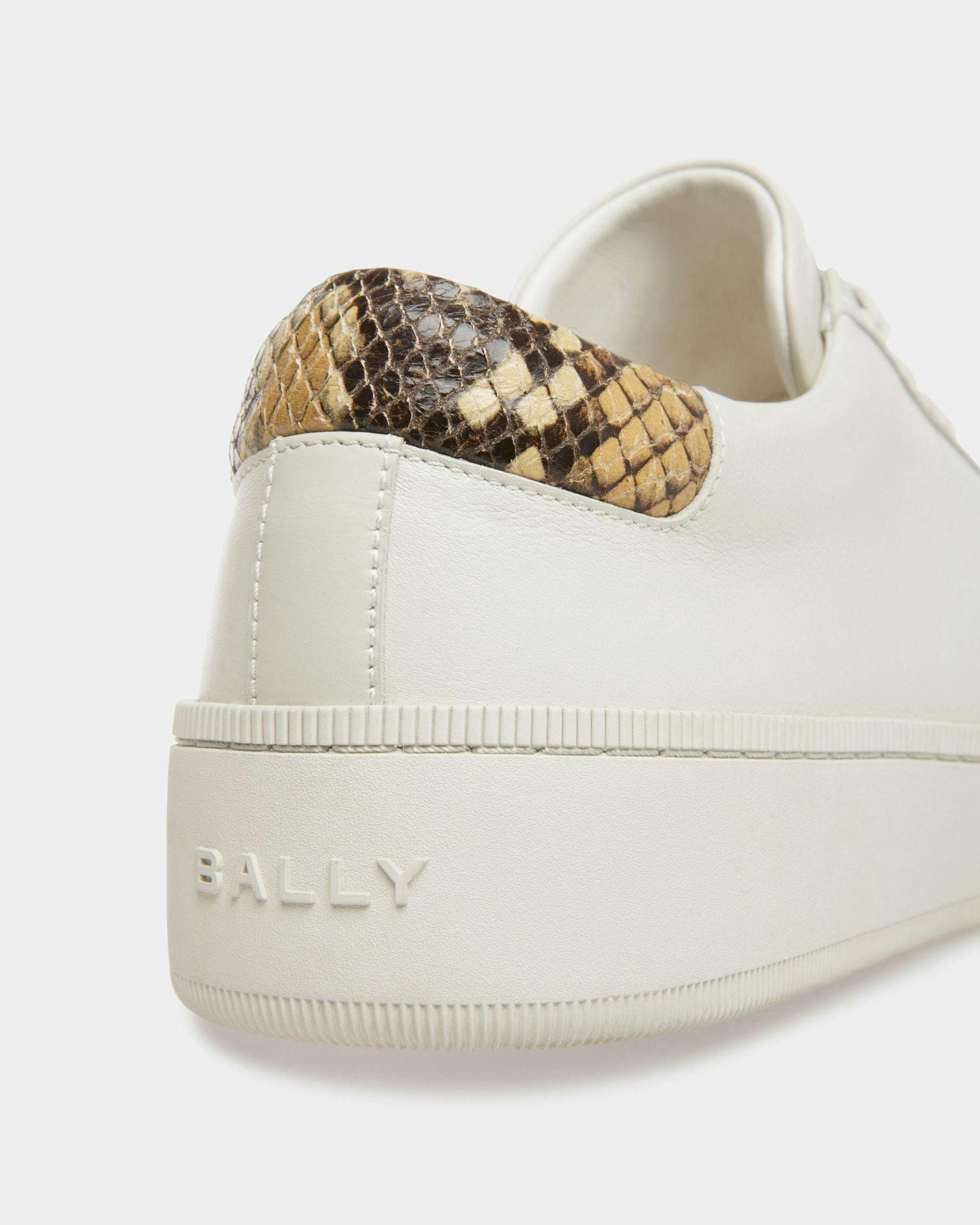 Raise Sneakers In Dusty White Leather - Men's - Bally - 06