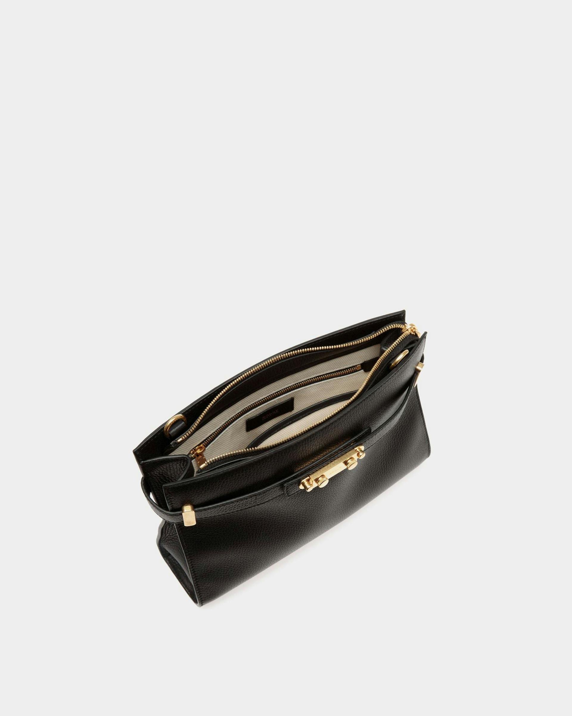 Women's Carriage Shoulder Bag in Black Grained Leather | Bally | Still Life Open / Inside