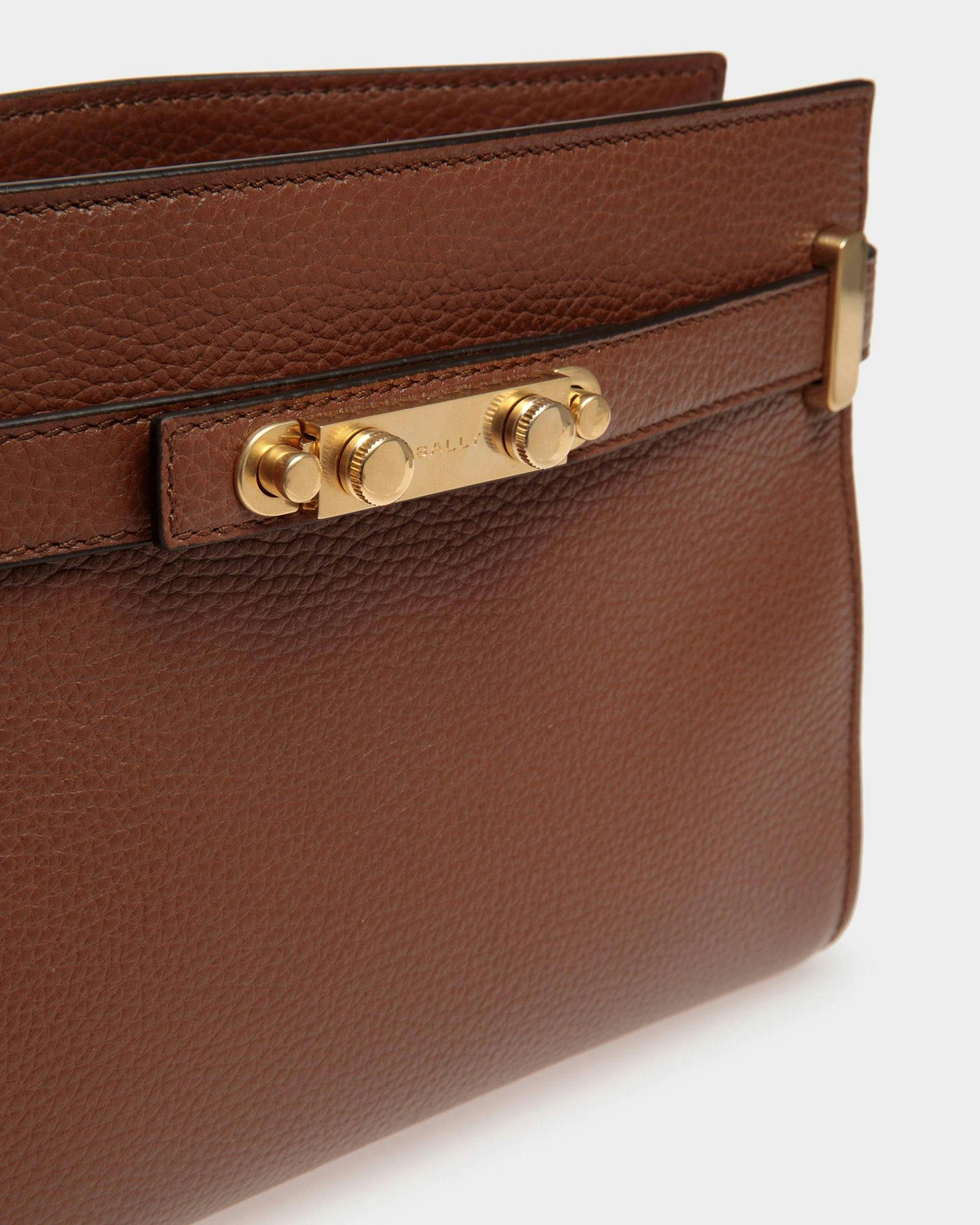 Women's Carriage Crossbody Bag in Brown Grained Leather | Bally | Still Life Detail