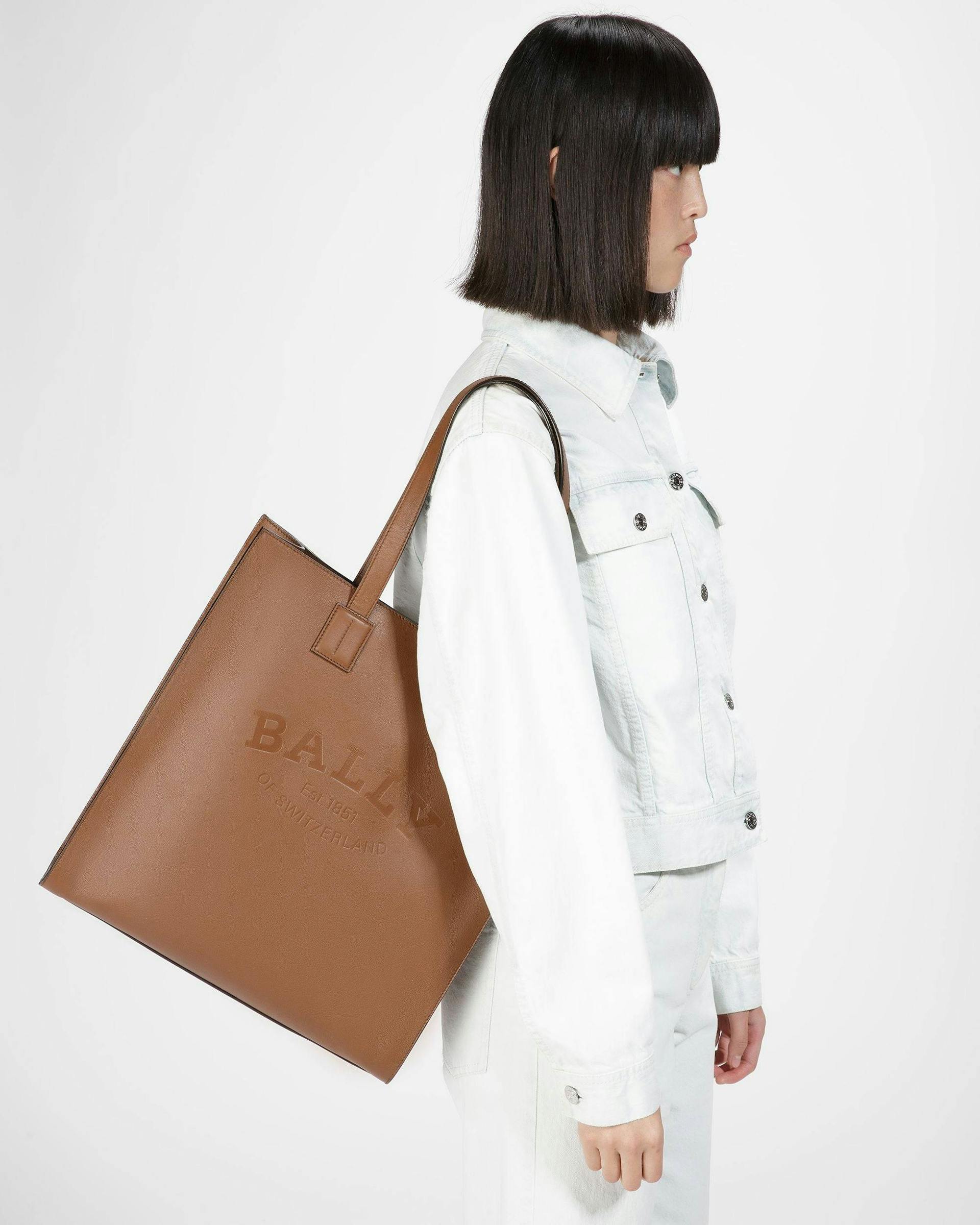 Crystalia Leather Tote In Brown - Women's - Bally - 02
