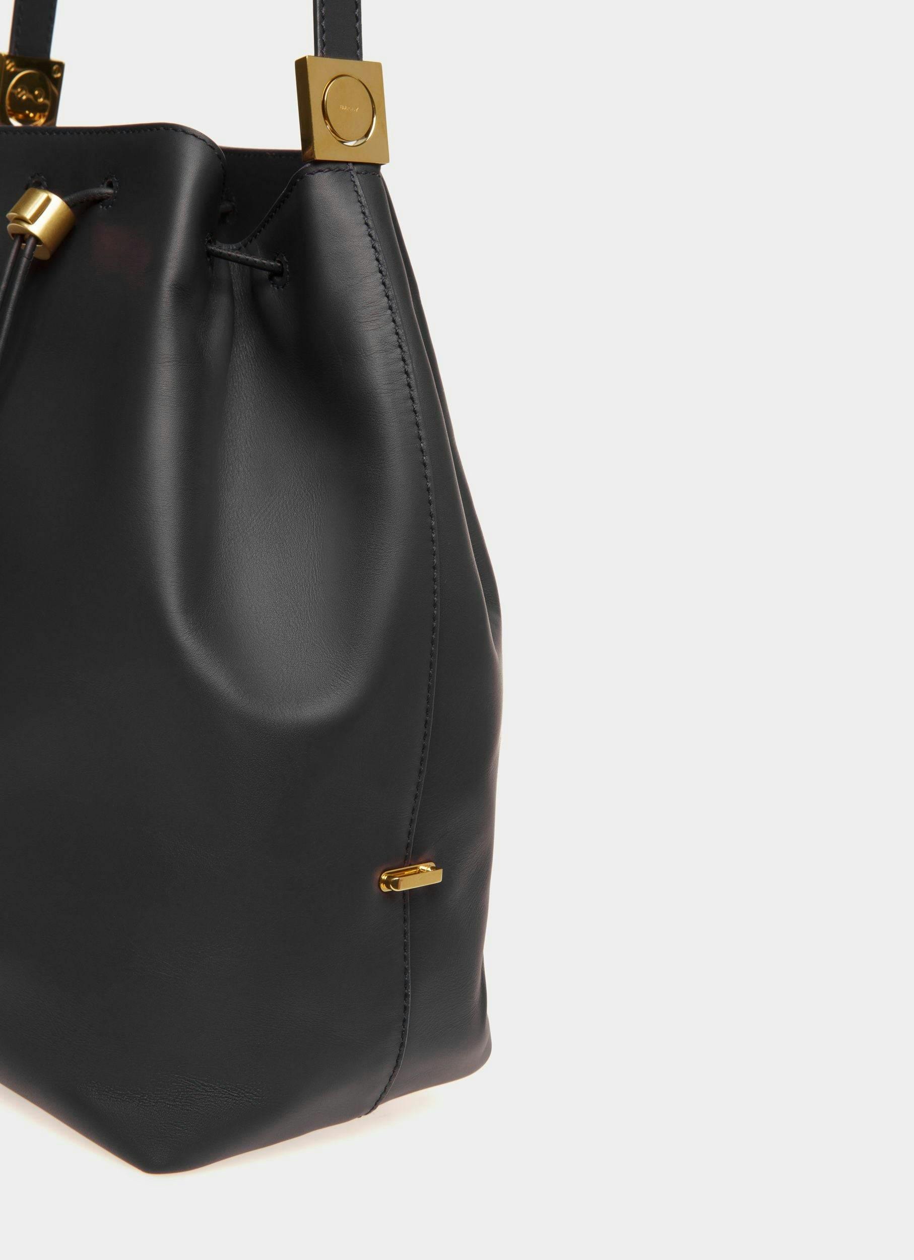 Block Bucket Bag In Black Leather - Women's - Bally - 04