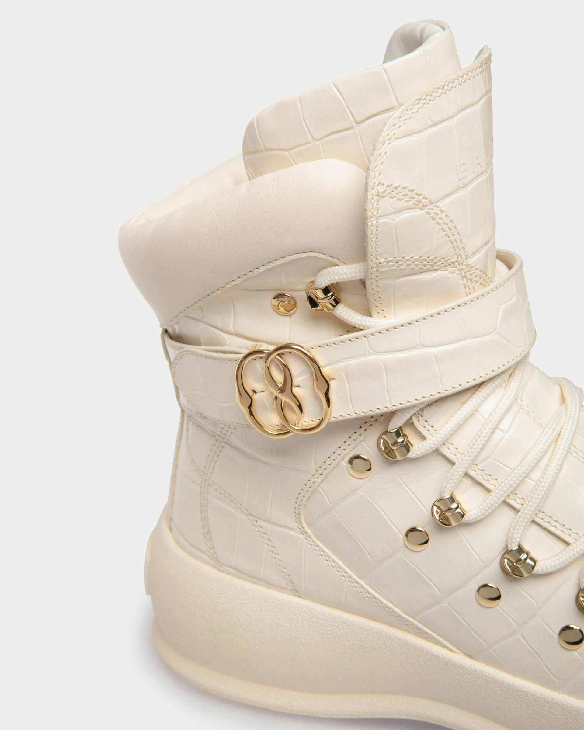 Frei Boots In Bone Leather - Women's - Bally - 06