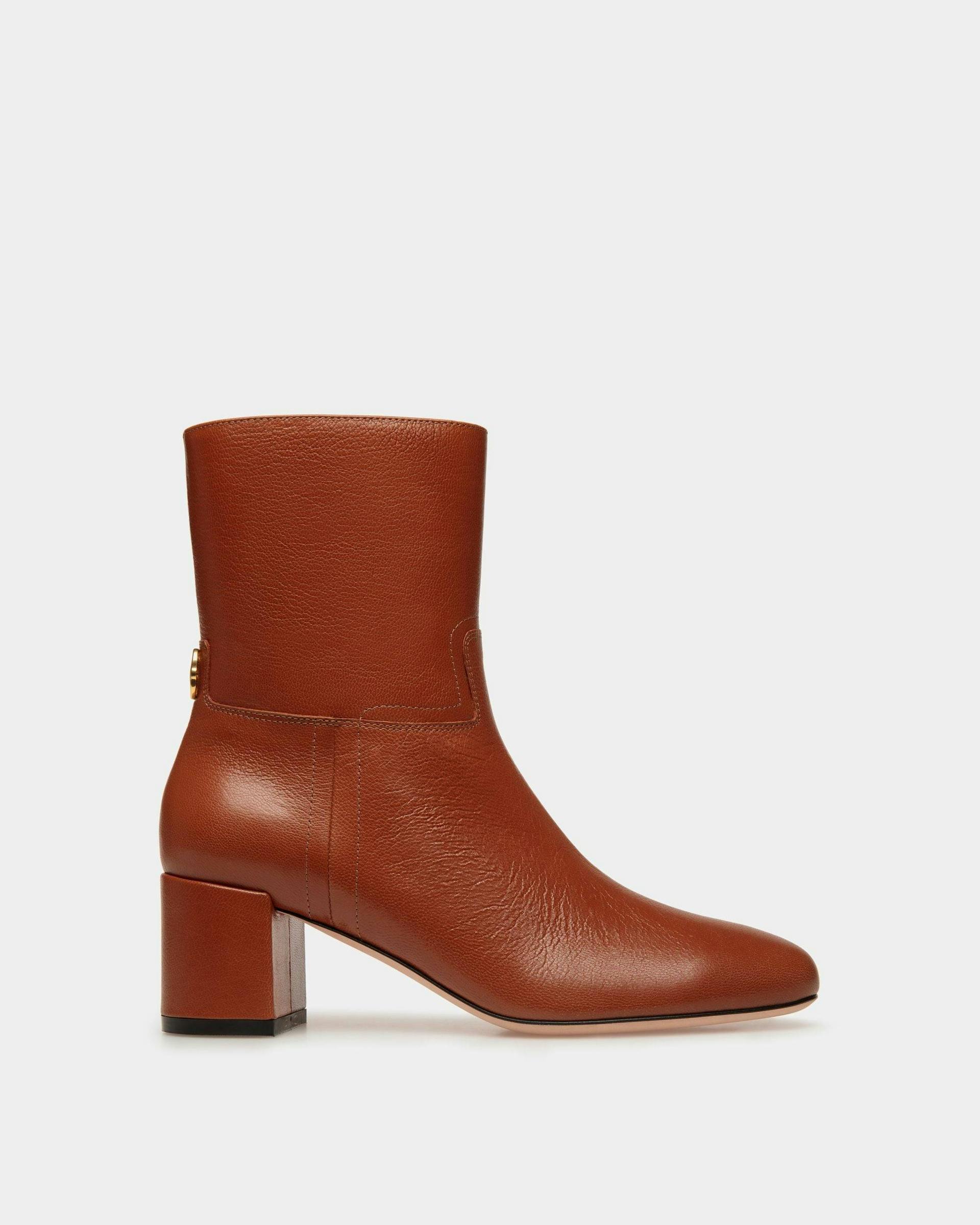 Daily Emblem Booties In Brown Leather - Women's - Bally - 01