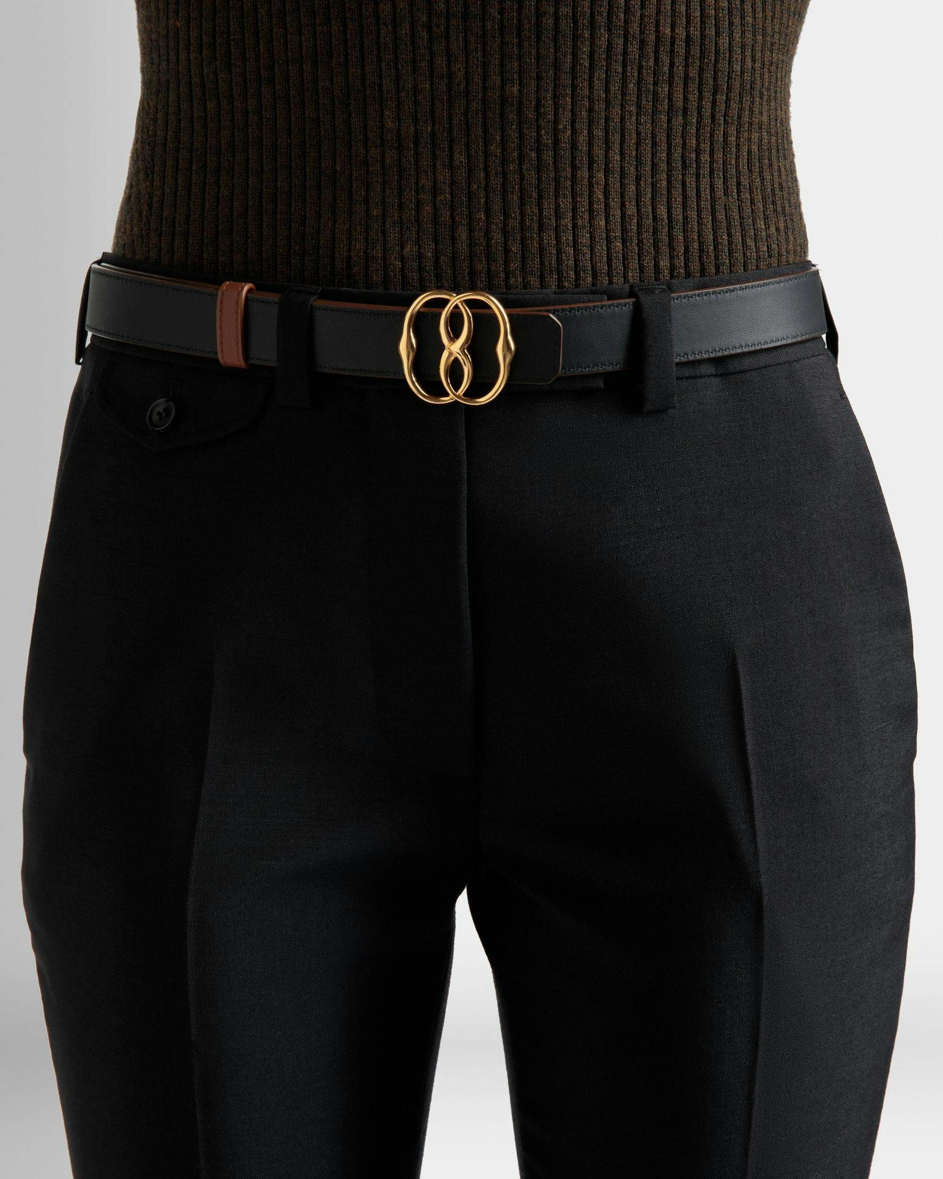 Emblem 25mm Belt In Brown Leather - Women's - Bally - 03