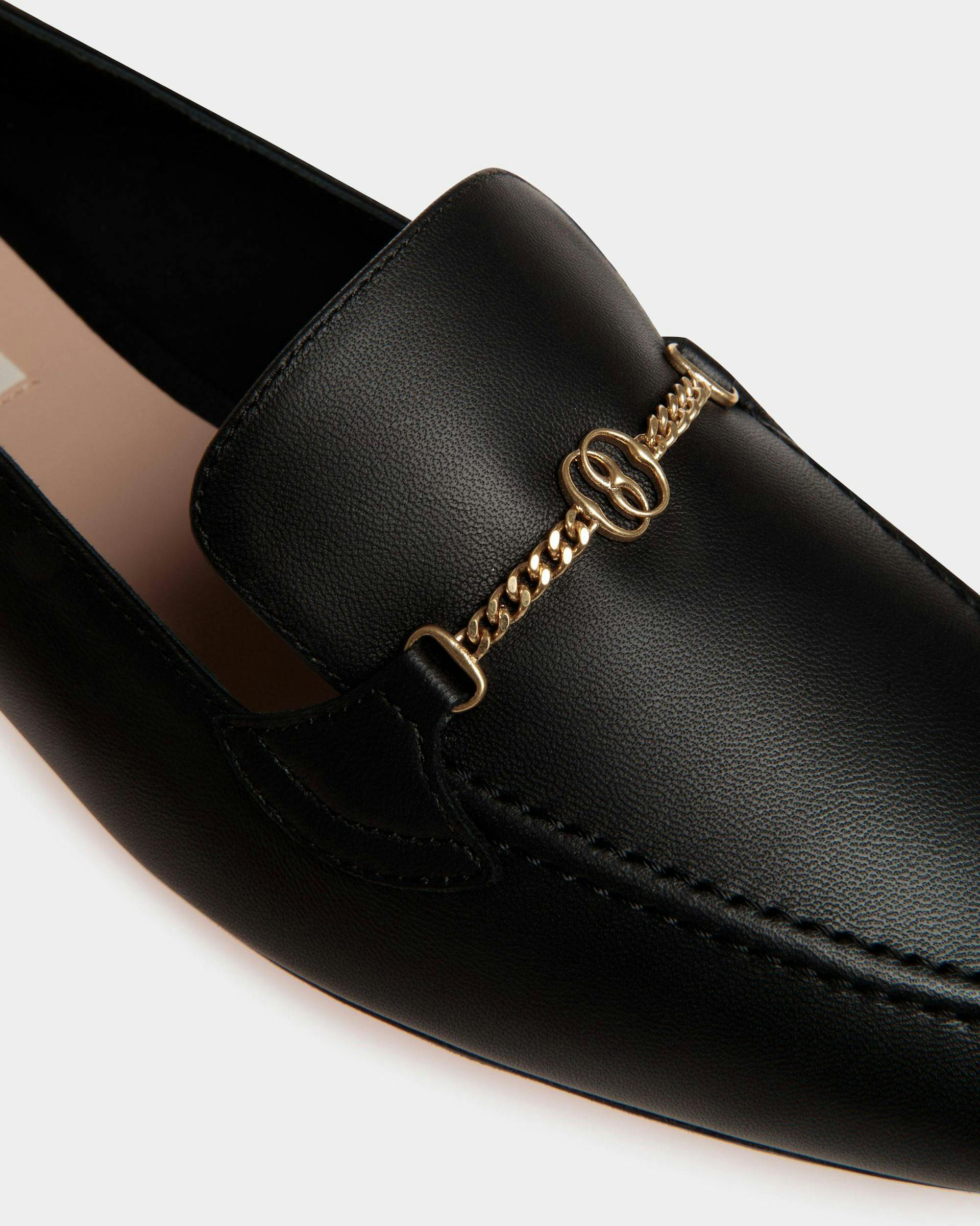 Women's Daily Emblem Loafer in Black Leather | Bally | Still Life Detail