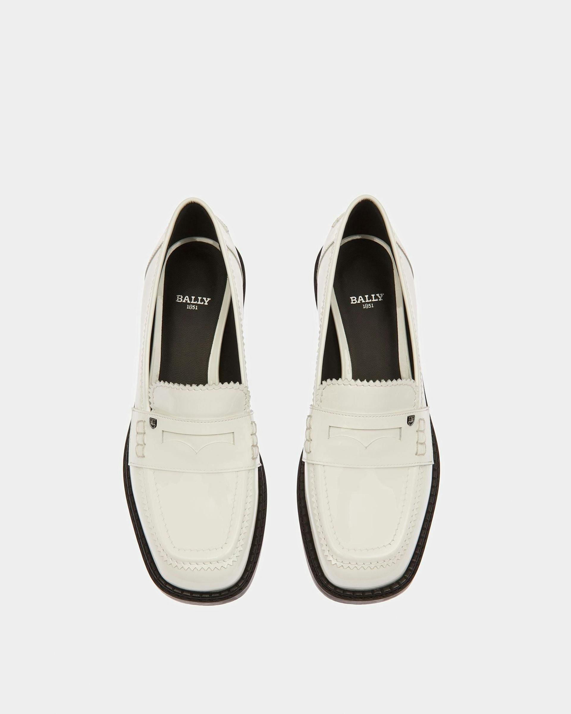 Elly Leather Moccasins In White - Women's - Bally - 02