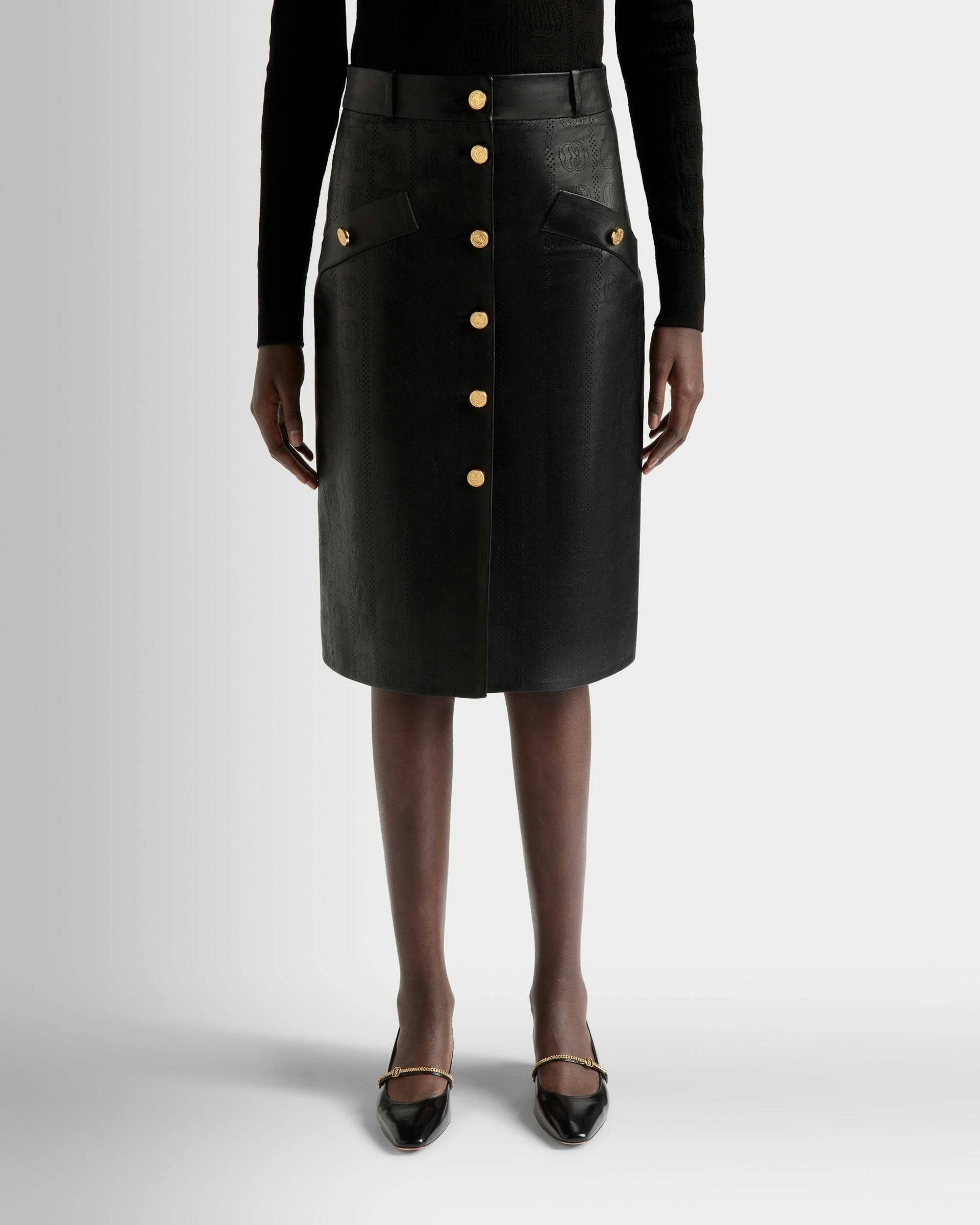 Women's Midi Skirt In Black Leather | Bally | On Model Close Up