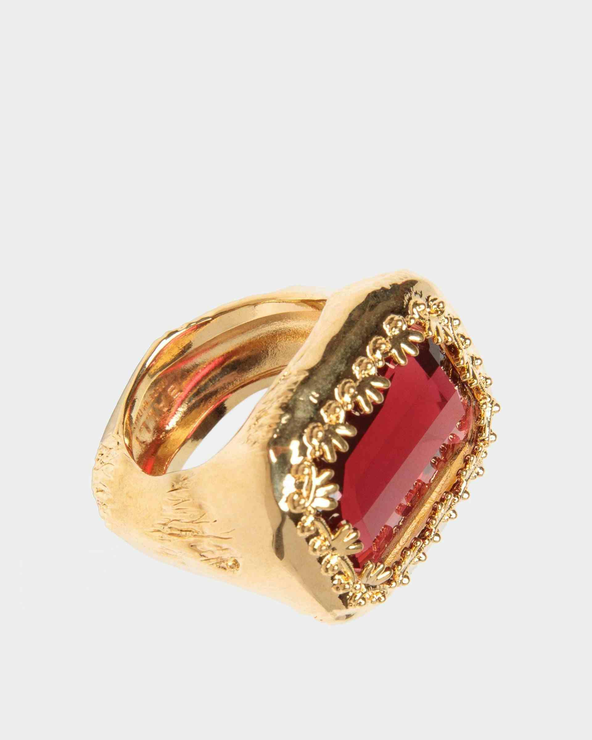 Baroque Ring In Hammered Gold - Women's - Bally