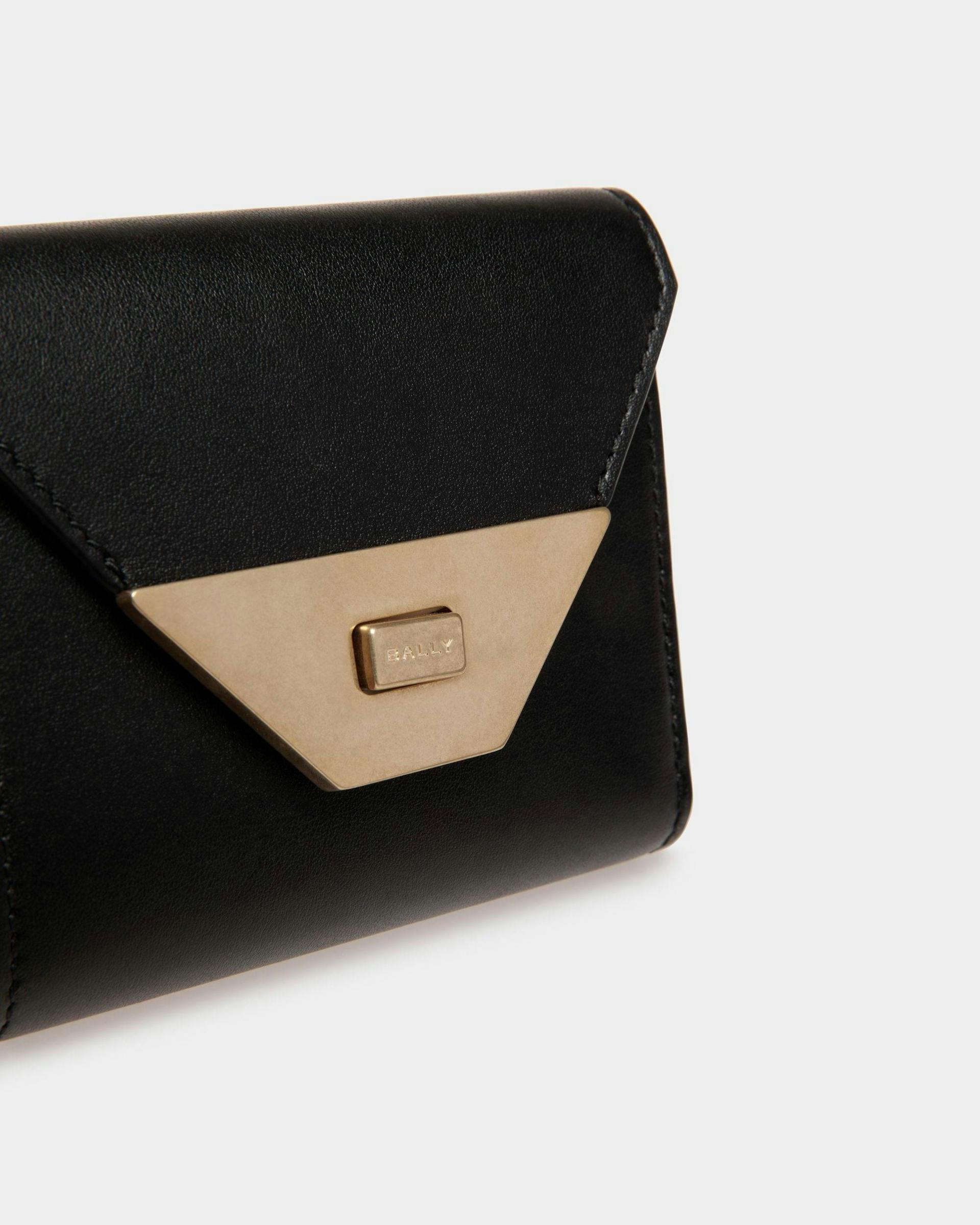 Women's Tilt Wallet In Black Leather | Bally | Still Life Detail