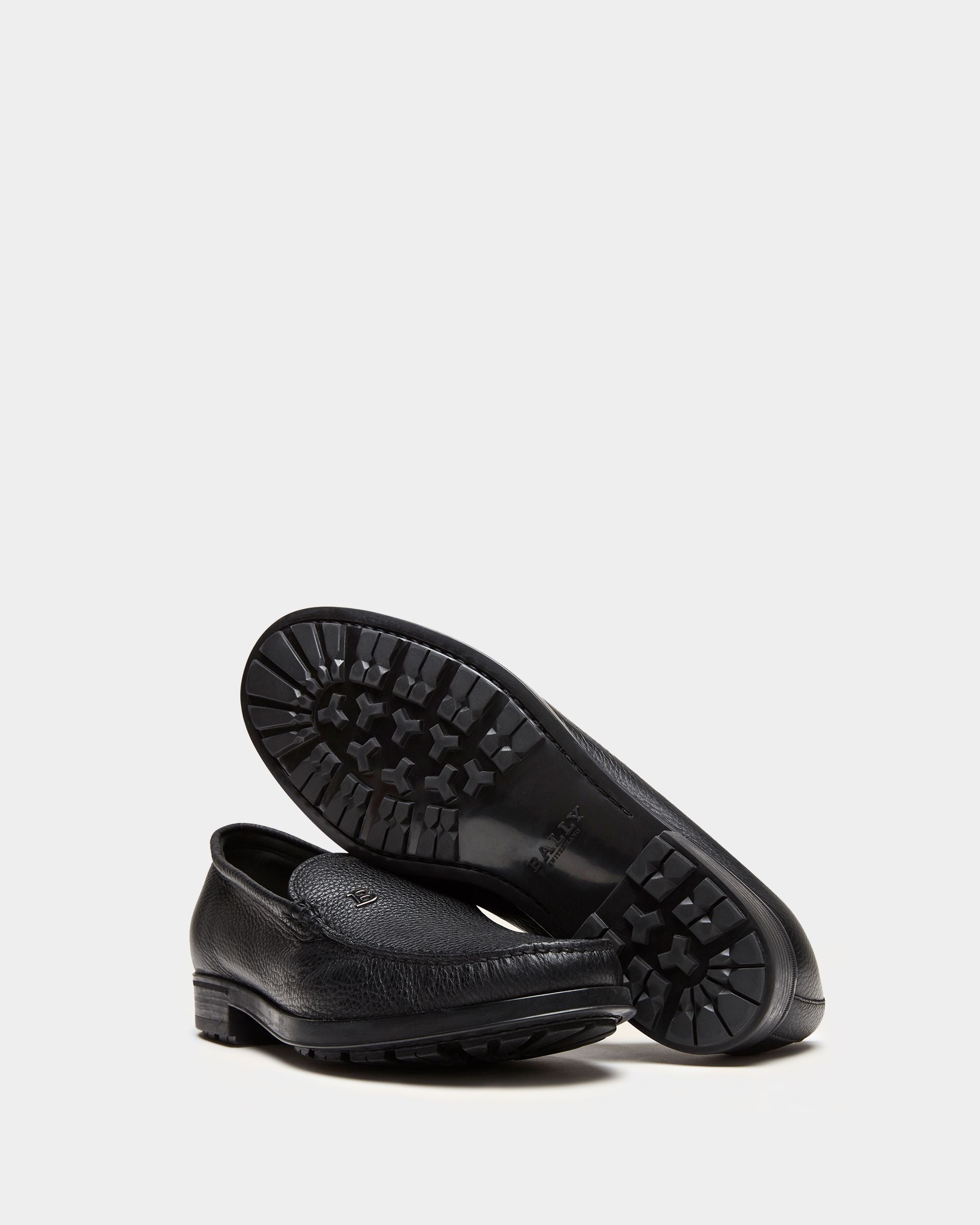 Moccasin in Black Grained Leather - Men's - Bally - 03