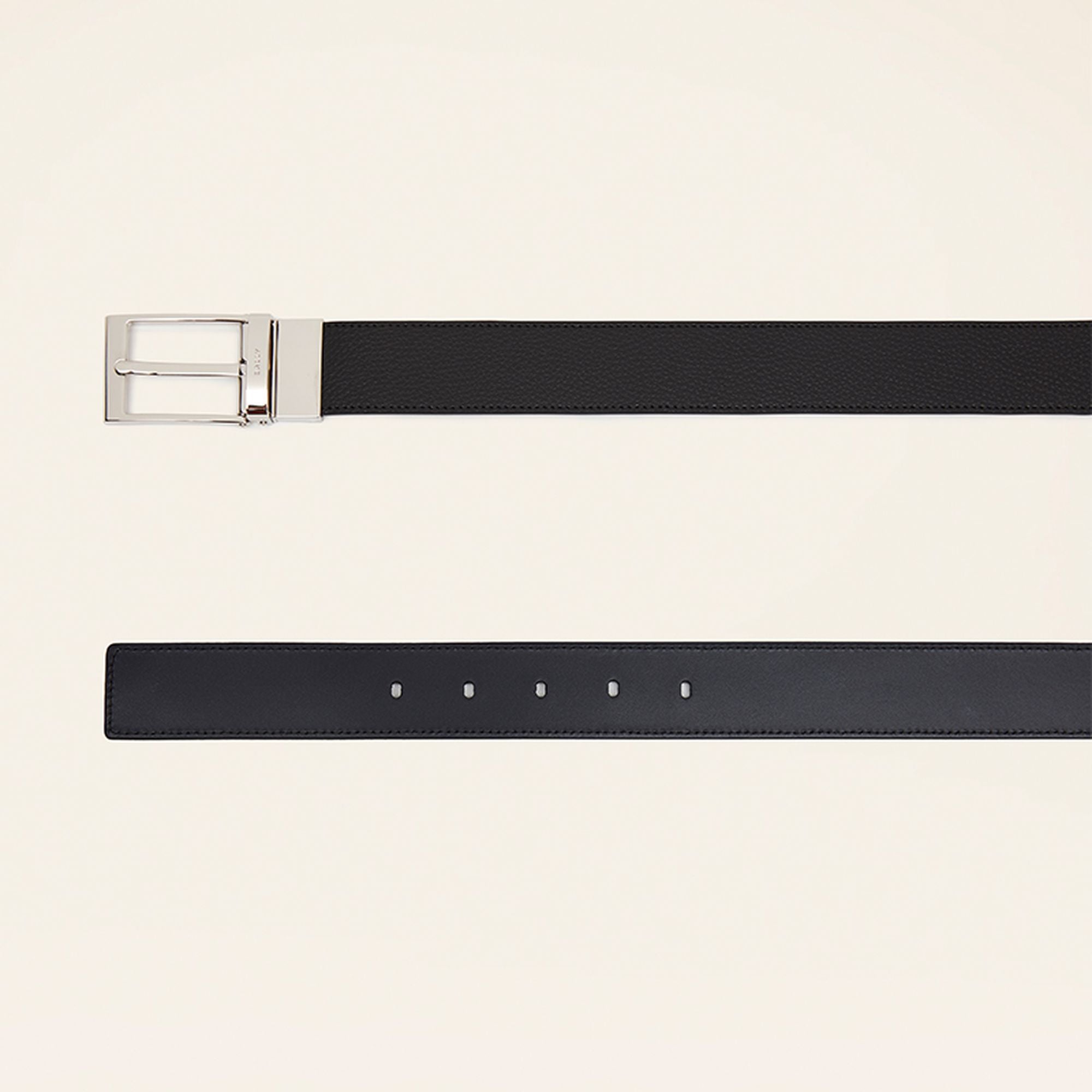 Reversible And Adjustable Belt in Black Leather - Men's - Bally - 02