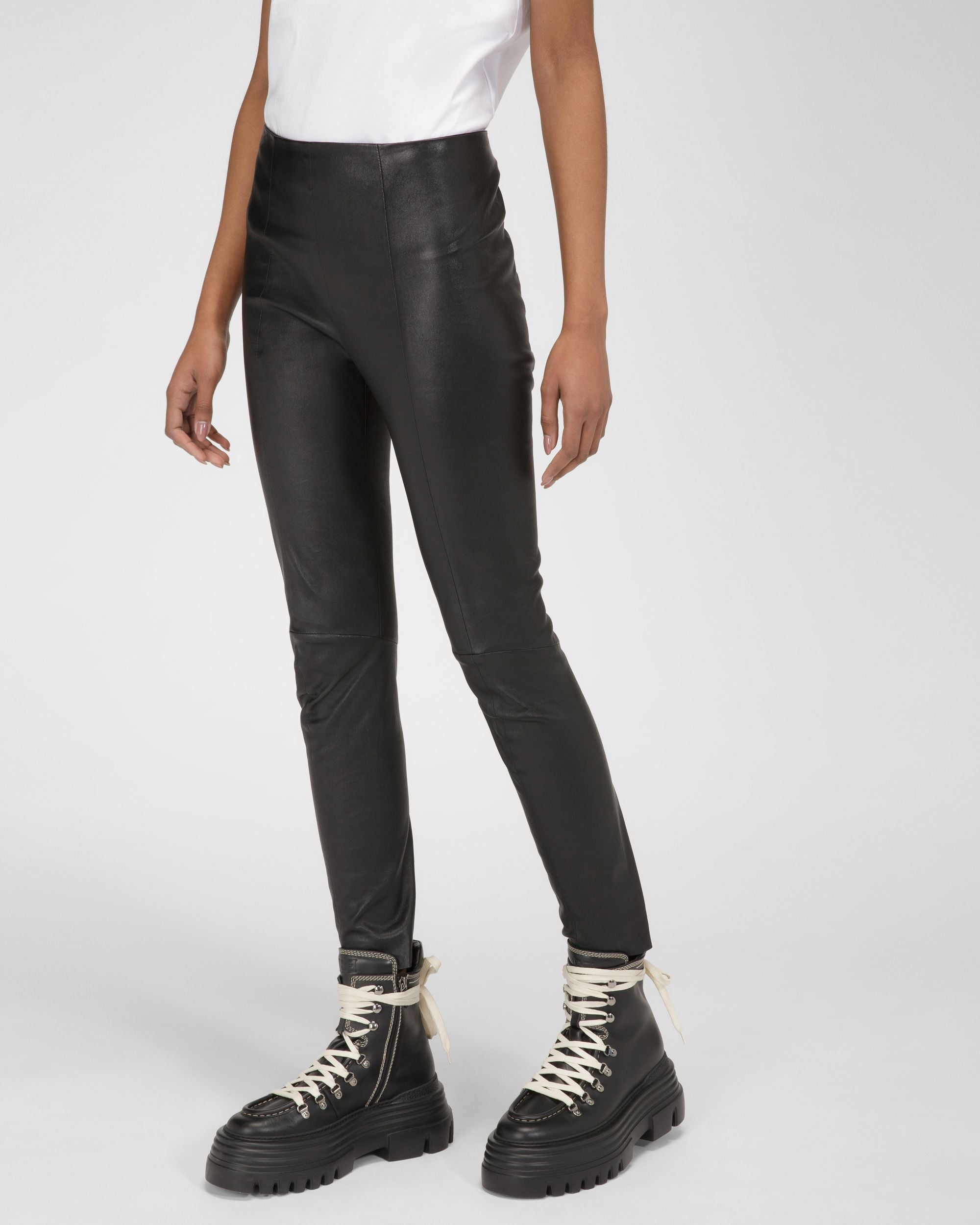 Nappa Leather Leggings In Black - Women's - Bally - 01