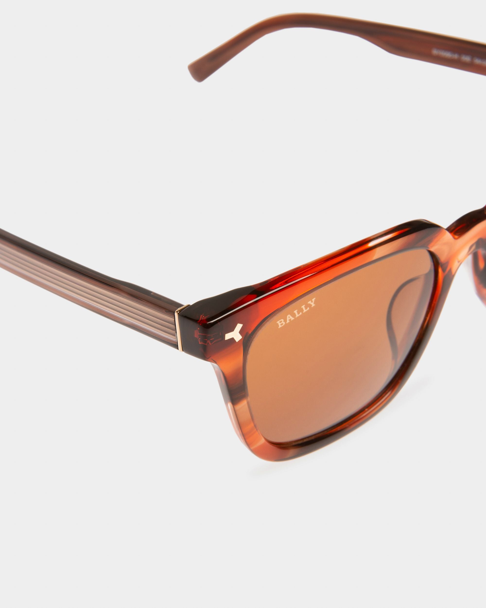 Eben Acetate Sunglasses In Brown Tortoise Shell & Brown Lenses - Men's - Bally - 02