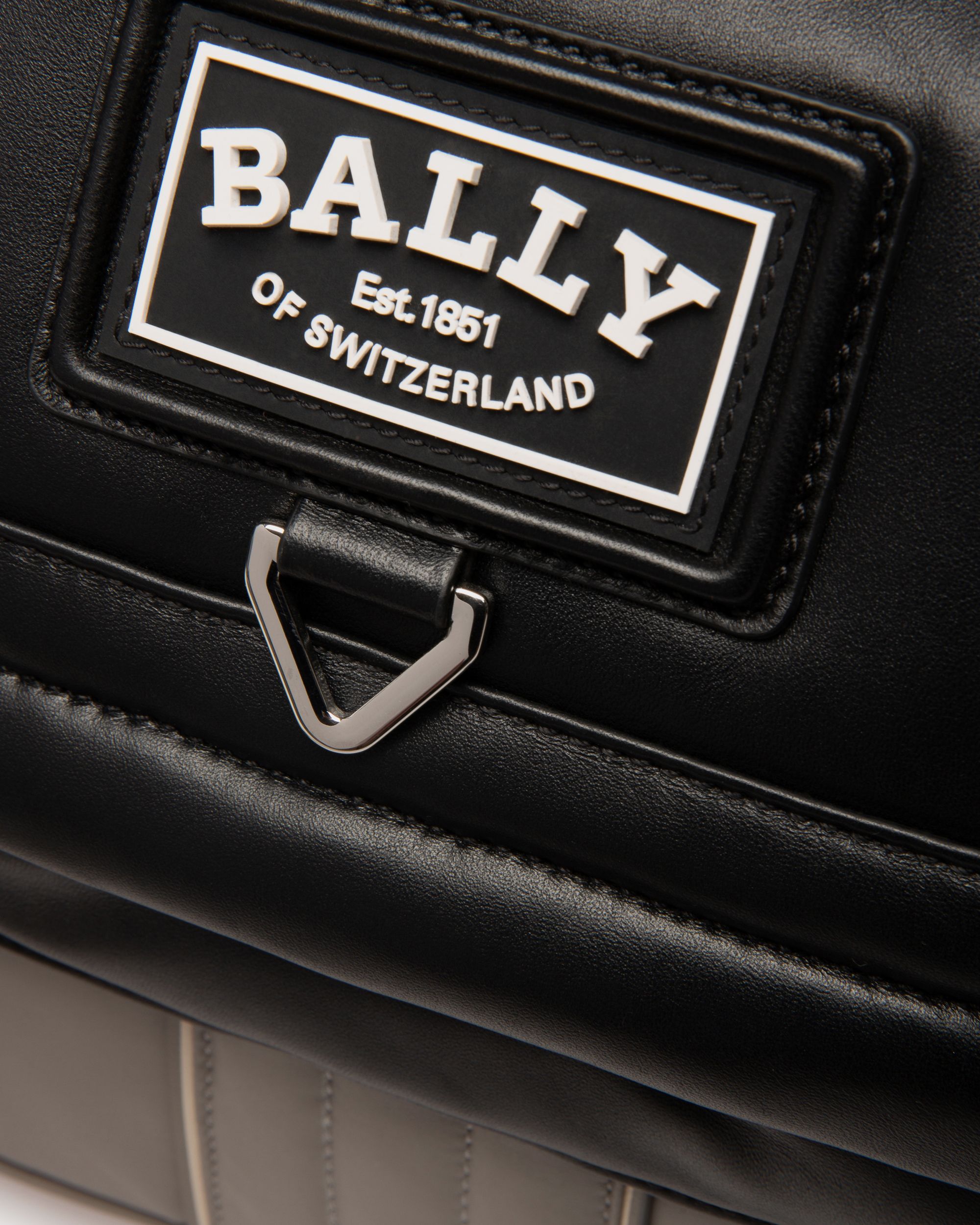 Adil Leather Messenger Bag In Sasso & Black - Men's - Bally - 05