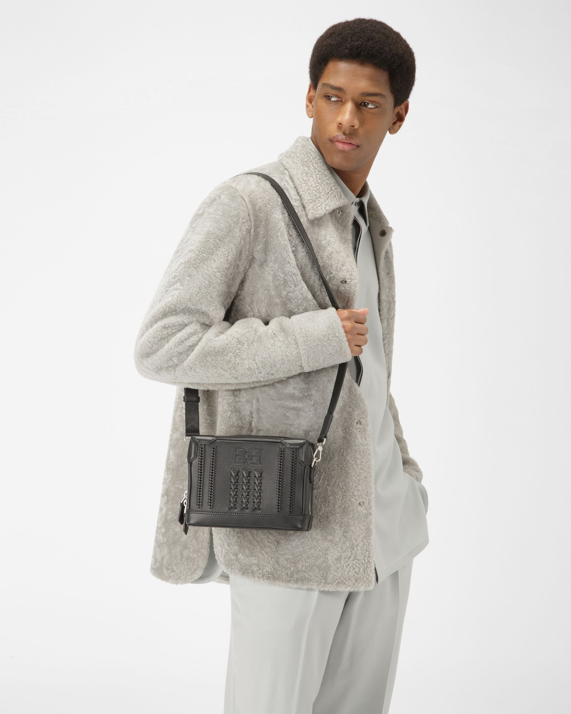 Casteer Leather Crossbody Bag In Black - Men's - Bally - 02