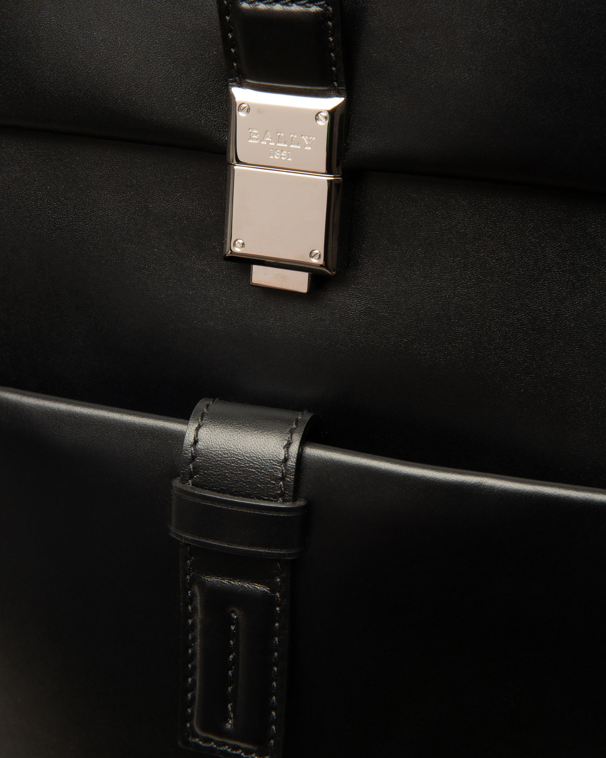 Shonny Leather Backpack In Black - Men's - Bally - 04