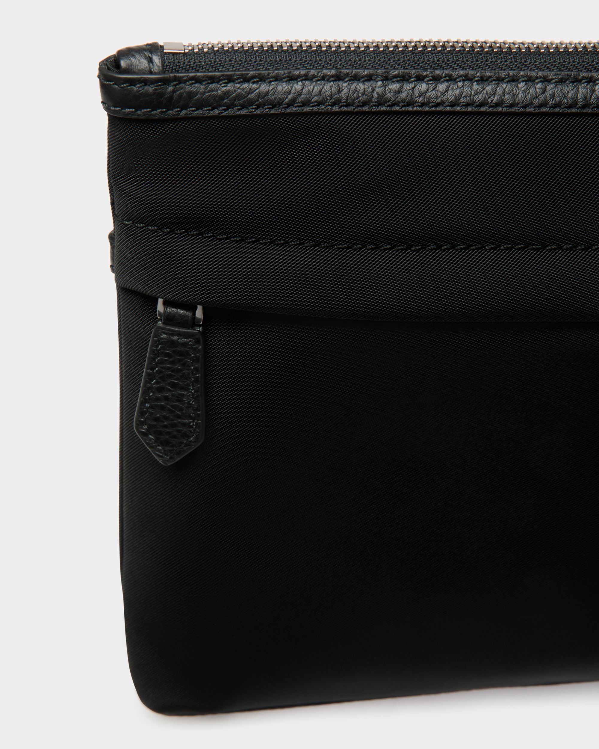 Code Pouch In Black Nylon - Men's - Bally - 05