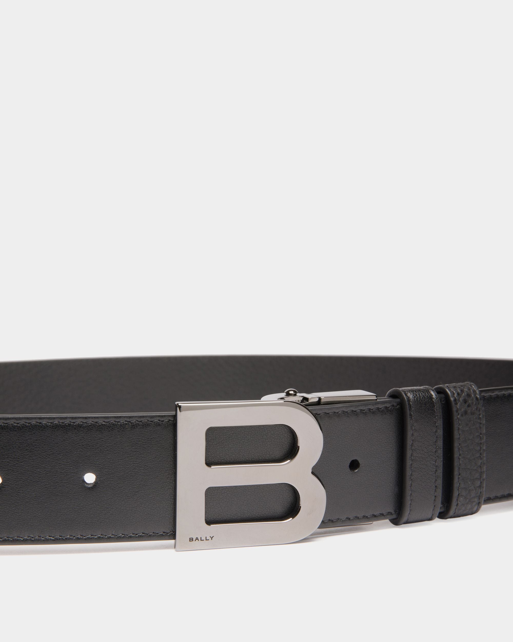B Logo 35mm Reversible And Adjustable Belt in Black Leather - Men's - Bally - 04