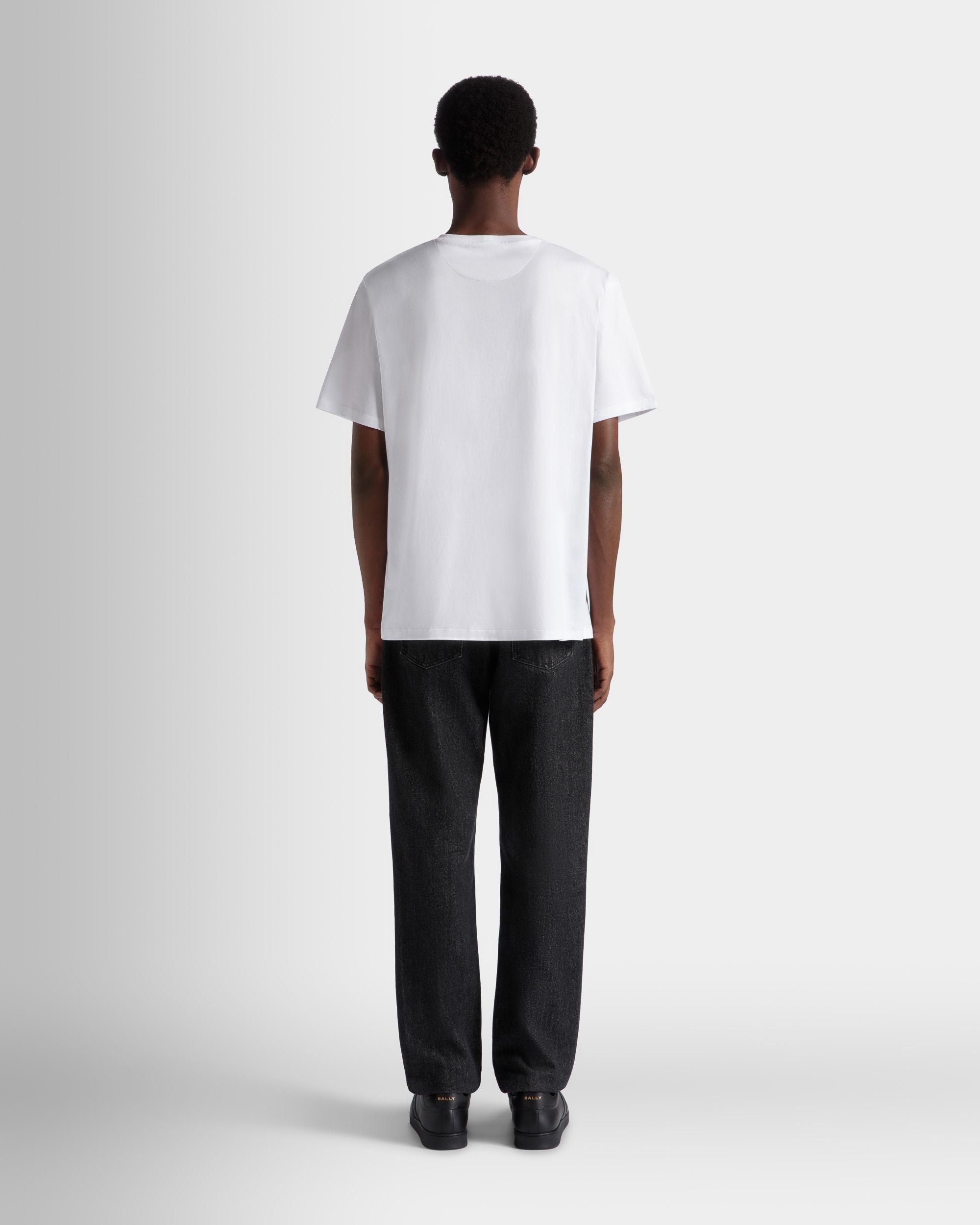 T-Shirt With a Bally Crest Logo In White Cotton - Men's - Bally - 06