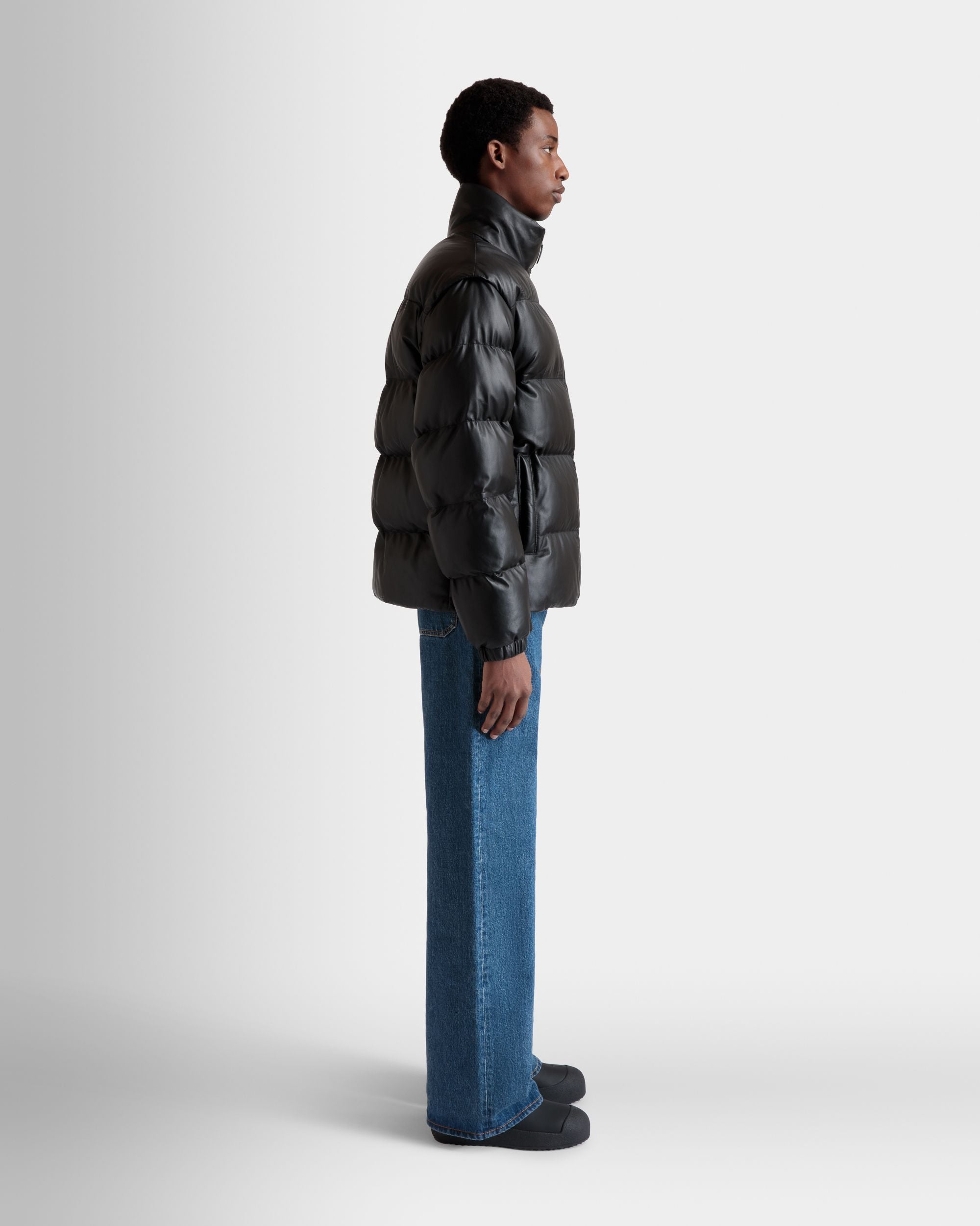2-in-1 Puffer Jacket in Black Leather - Men's - Bally - 09
