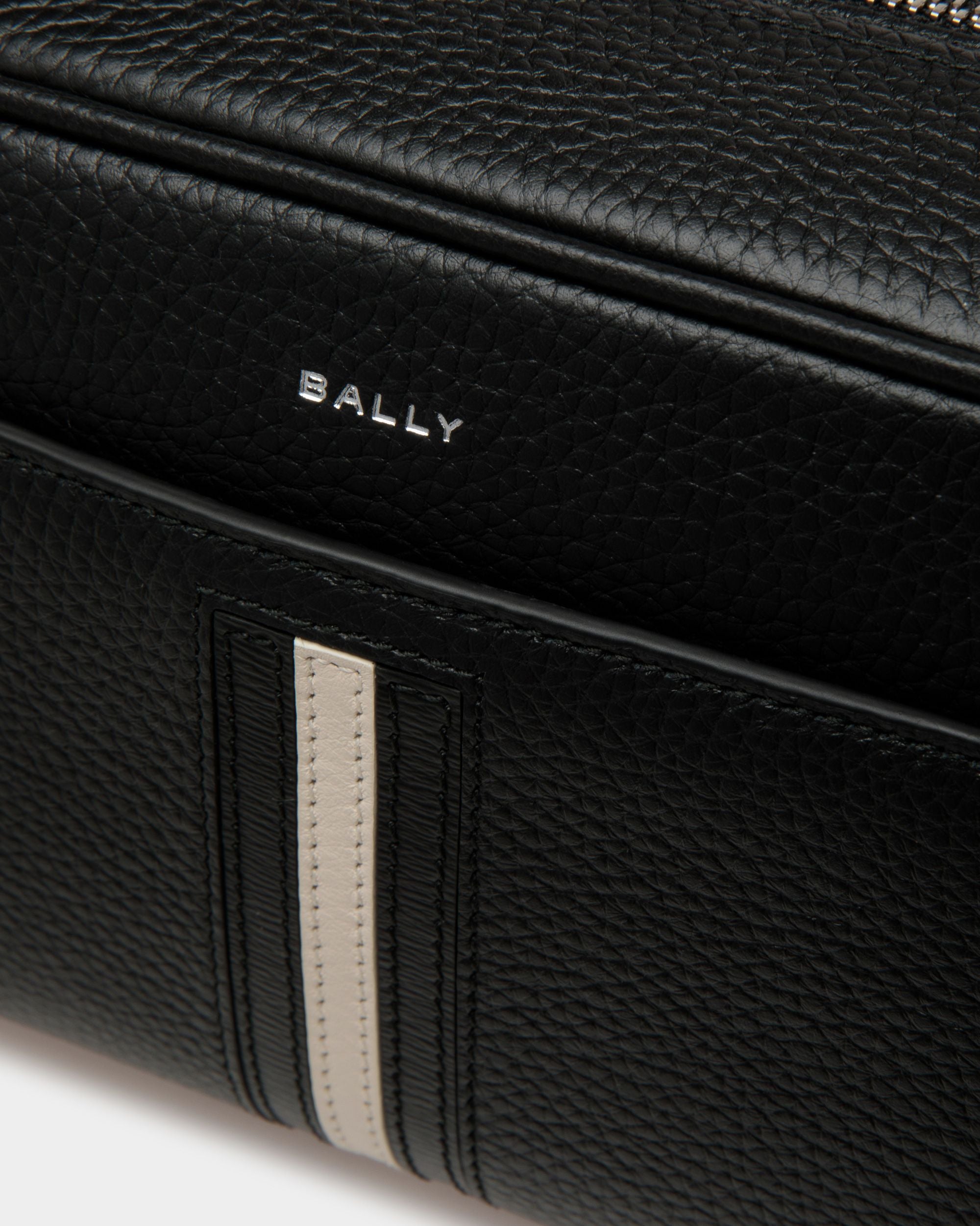 Ribbon Necessaire In Black Leather - Men's - Bally - 03