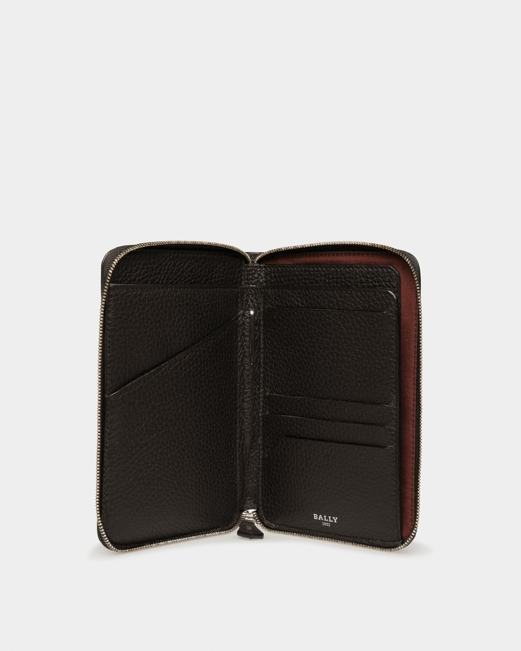 Serwyn Leather Travel Wallet In Black - Men's - Bally - 03