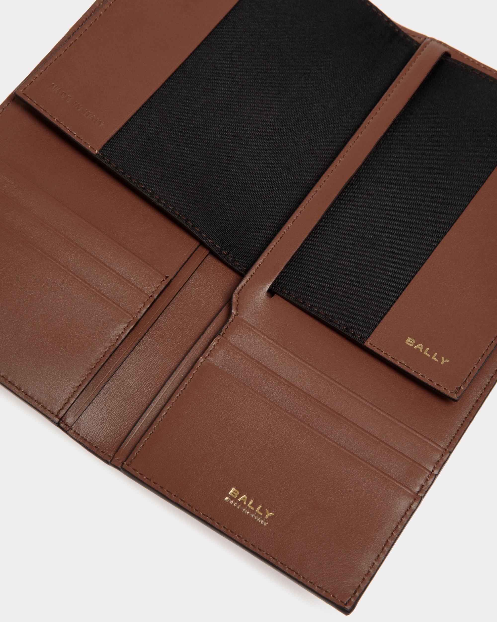 Easy Bally Continental Wallet in Brown Leather with a Bally Crest Print - Men's - Bally - 04