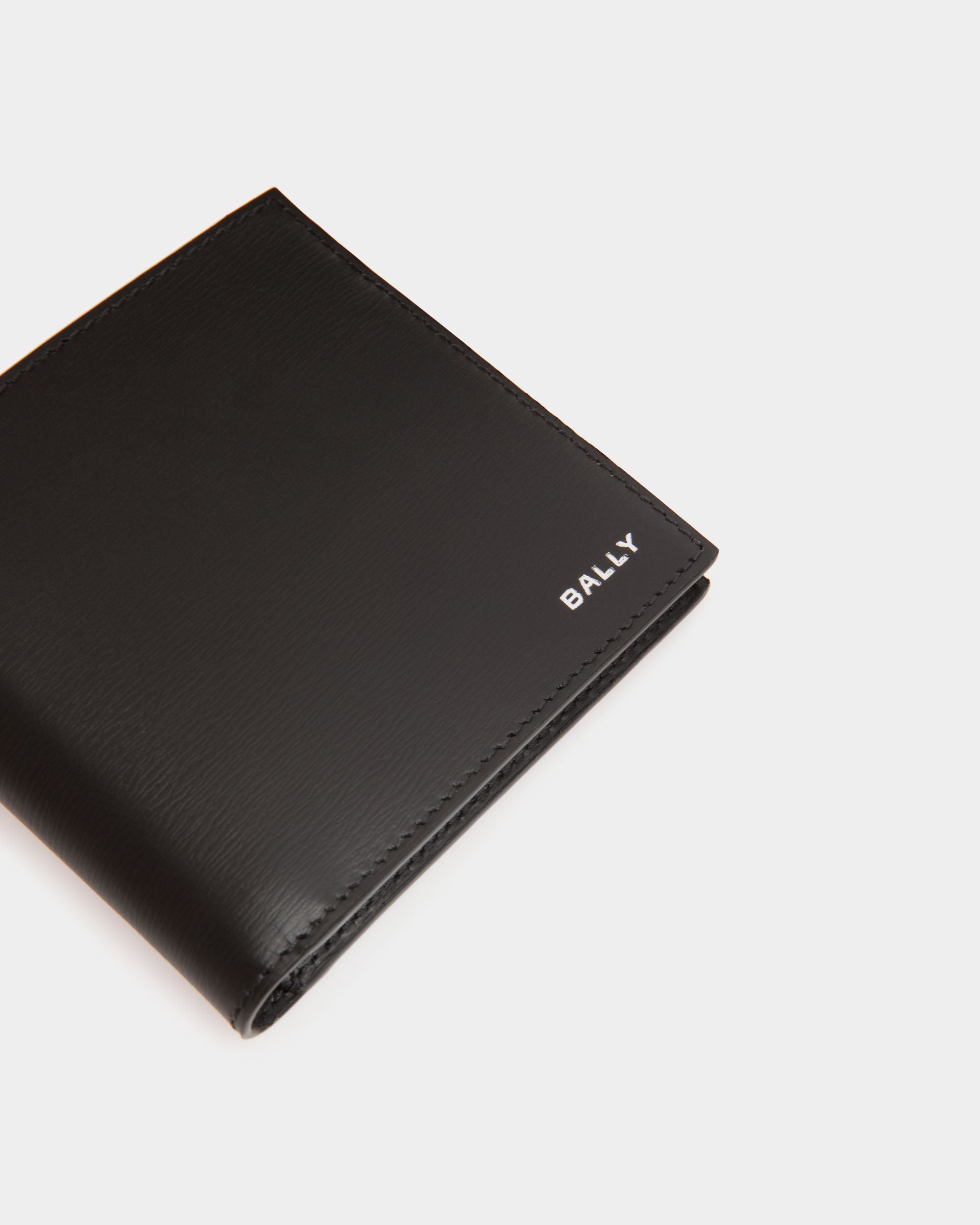 Crossing Bifold In Black Leather - Men's - Bally - 04