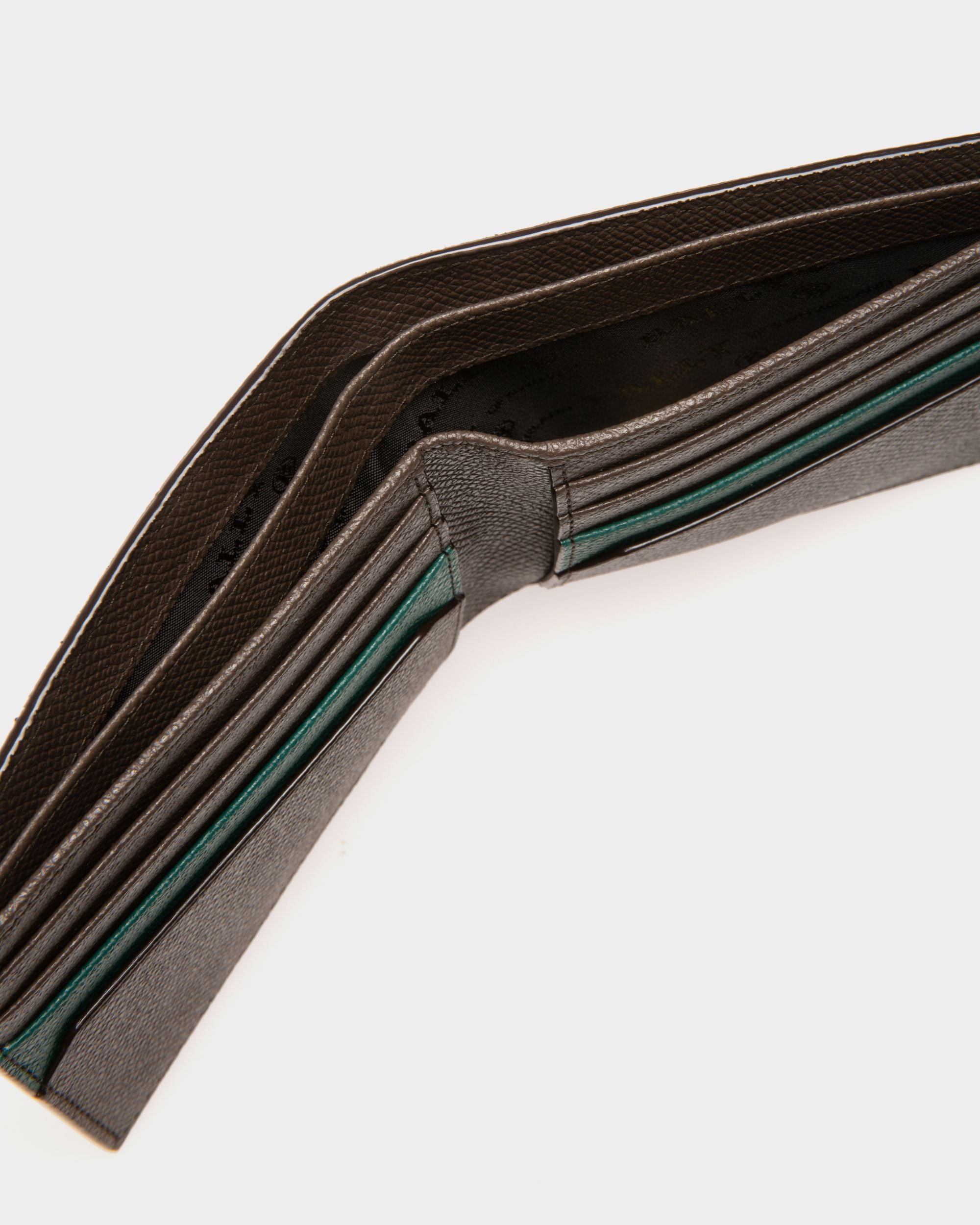 Brasai Leather Wallet In Army Green - Men's - Bally - 04