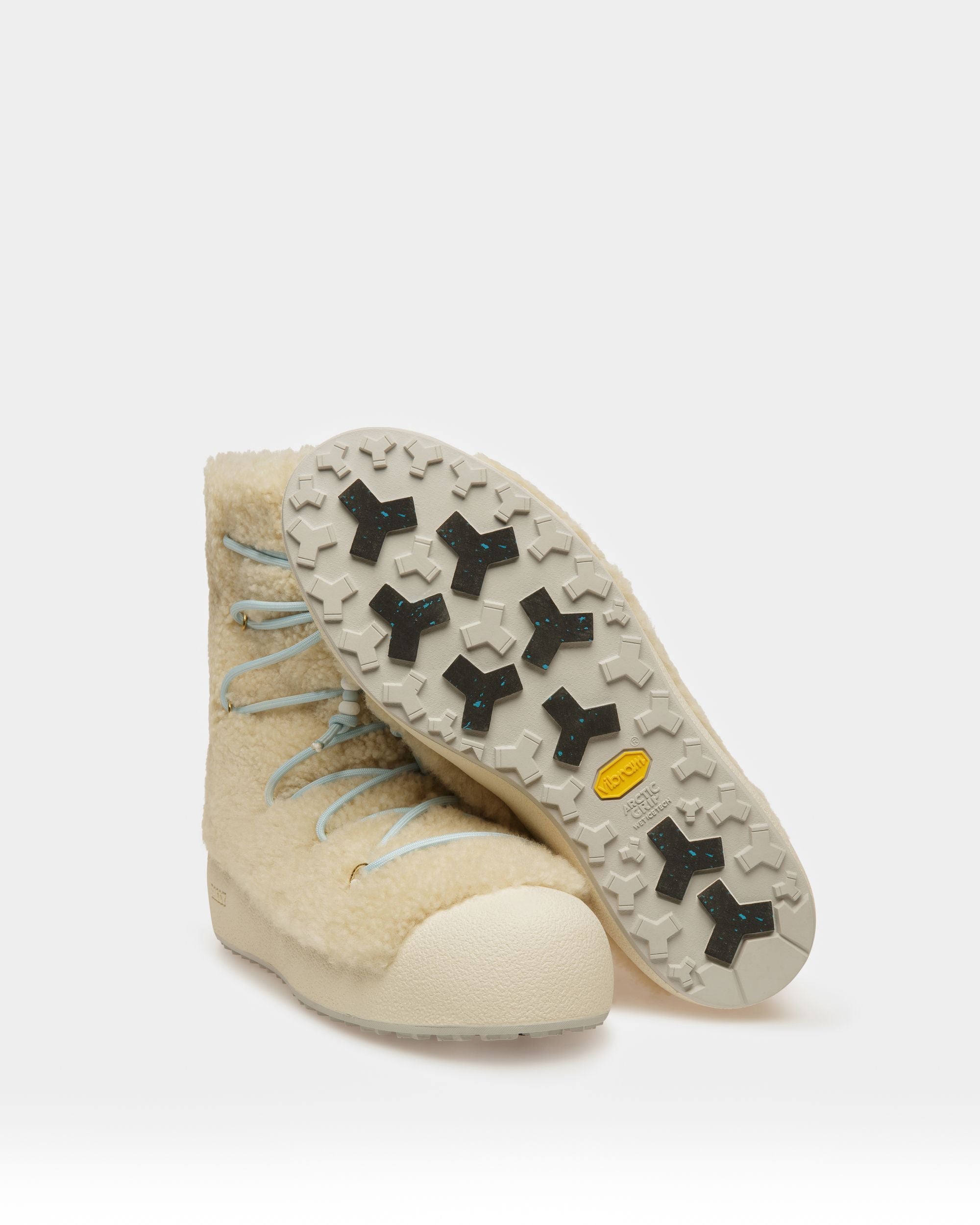 Curling Collection Boot in Natural Shearling - Men's - Bally - 09
