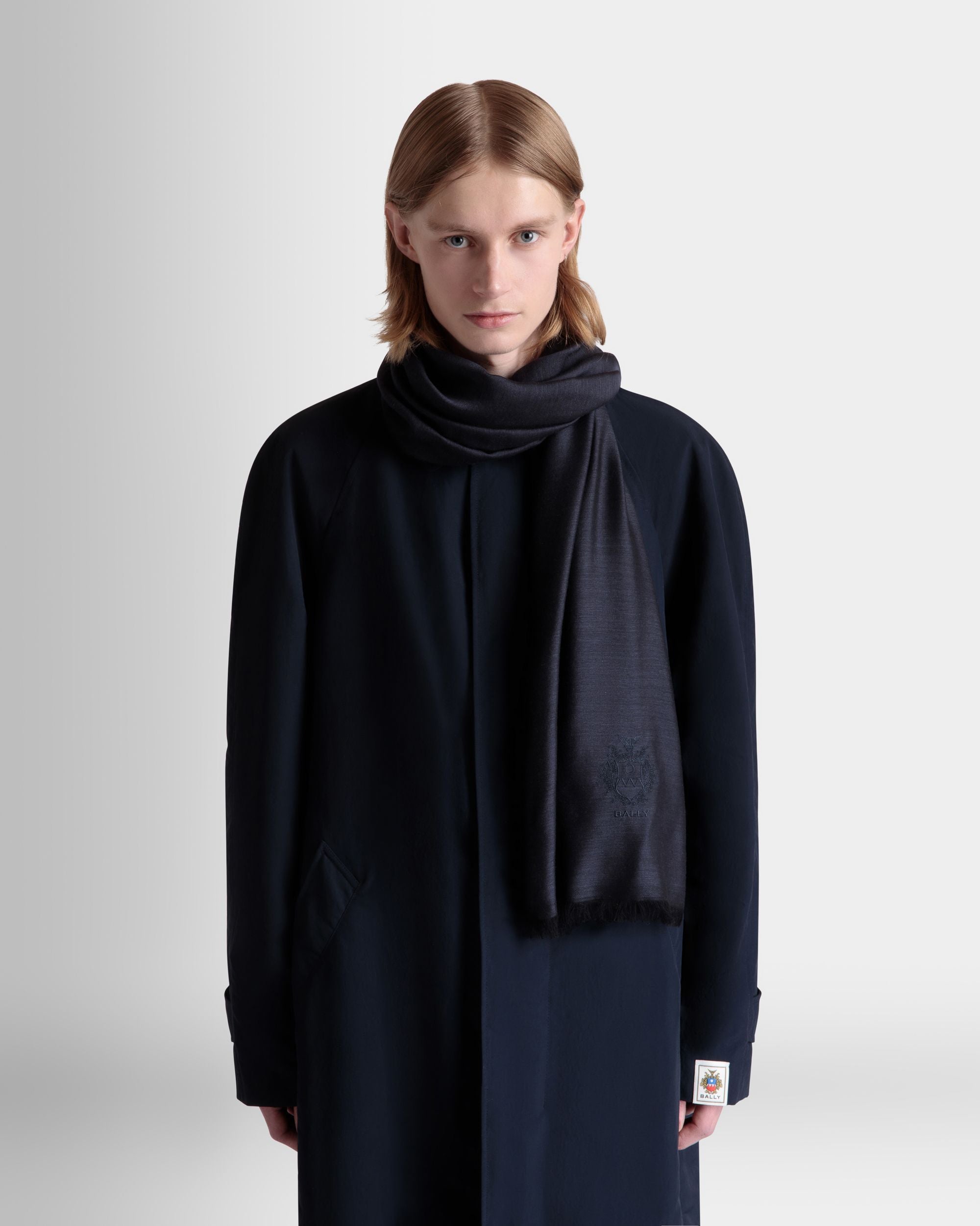 Scarf With a Bally Crest in Navy Blue Silk And Cashmere - Men's - Bally - 02