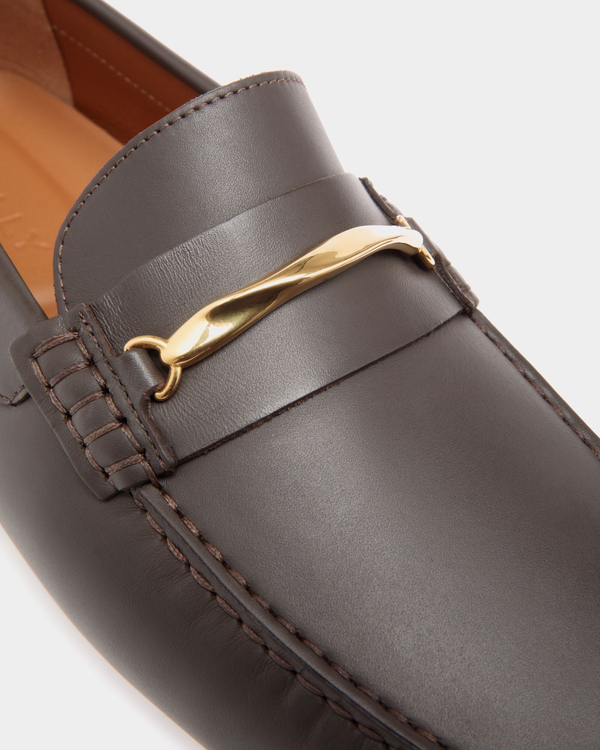 Pilot Driver in Brown Leather - Men's - Bally - 05
