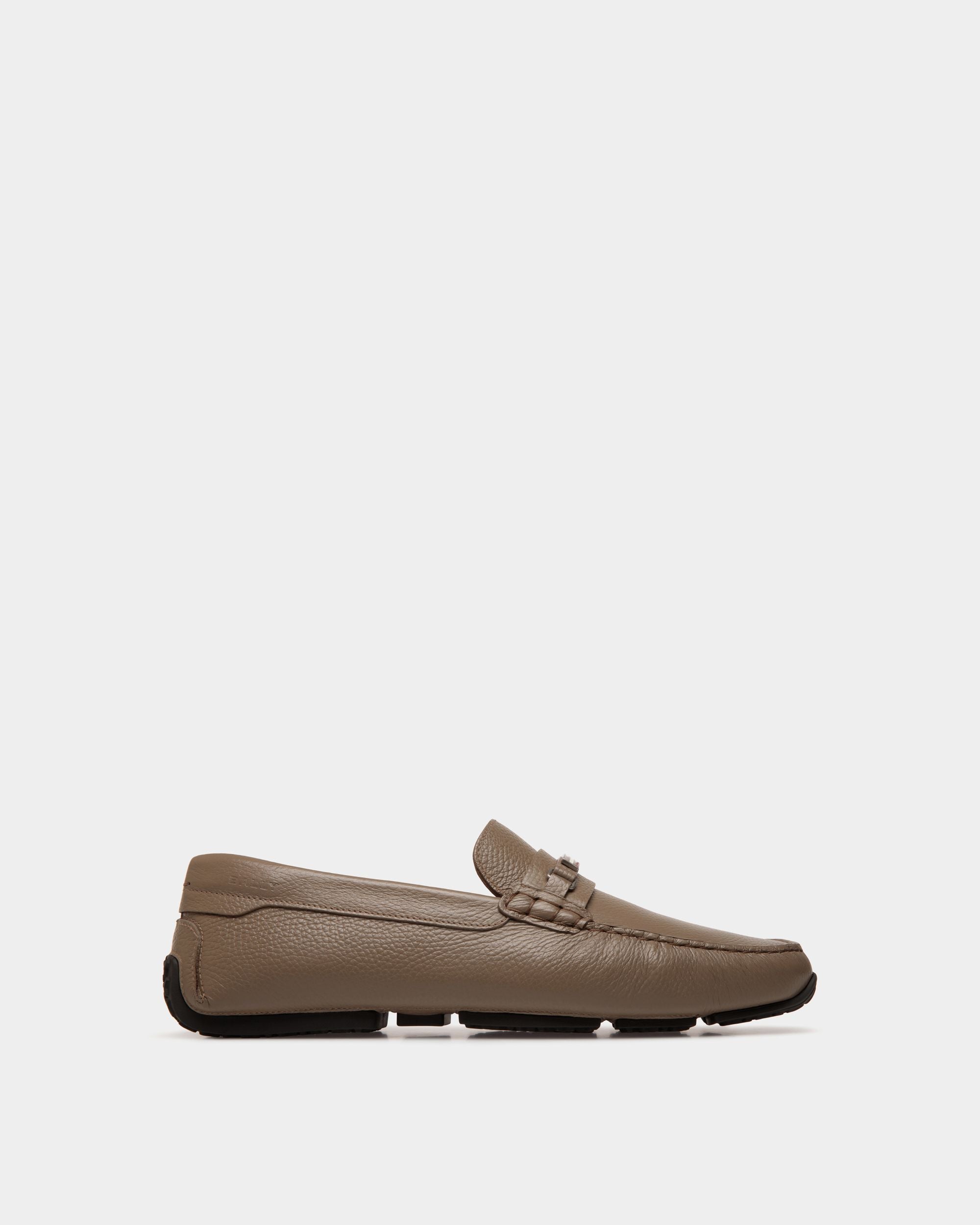 Pilot Driver in Taupe Grained Leather - Men's - Bally - 01