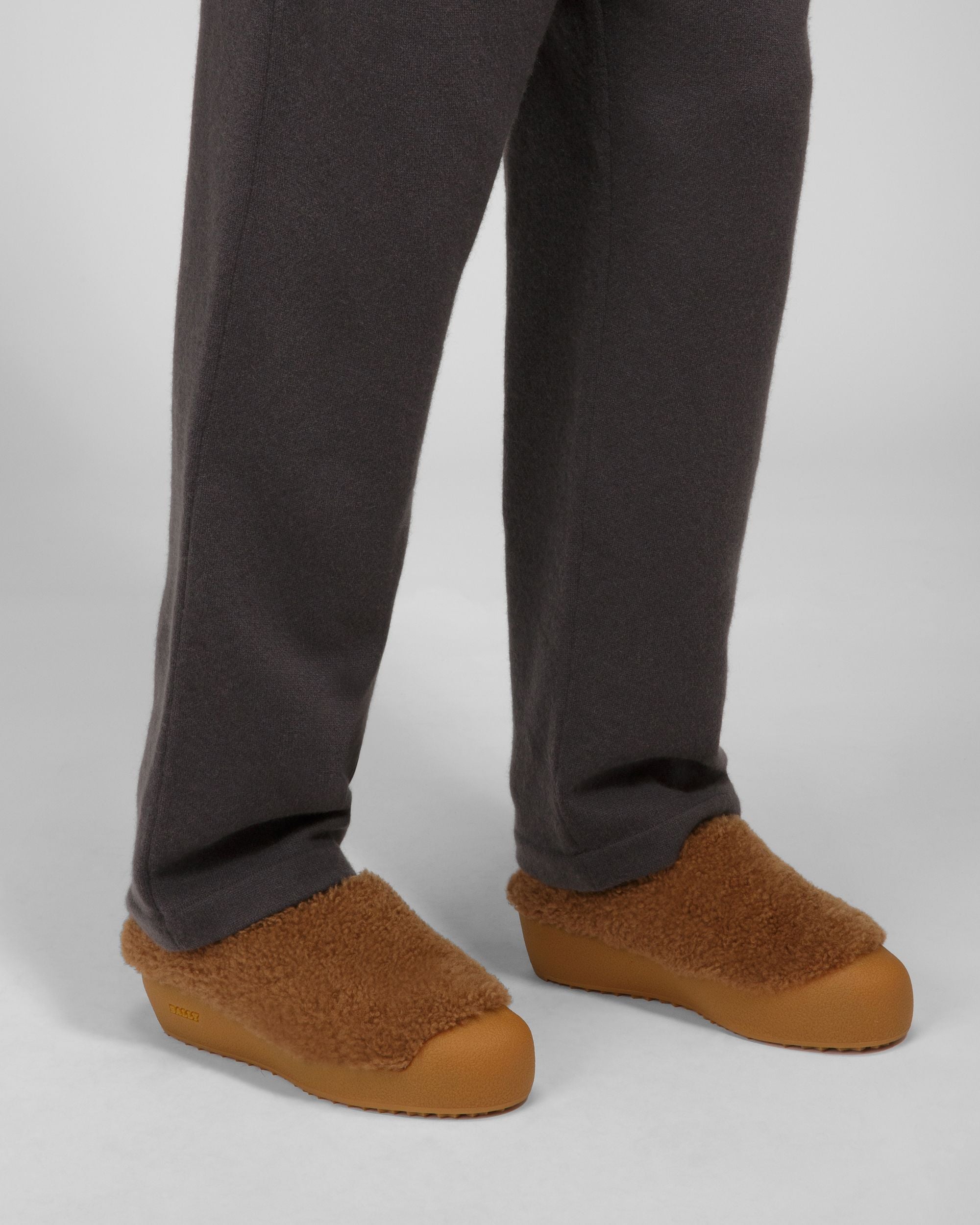 Crans Leather Slippers In Camel - Men's - Bally - 03