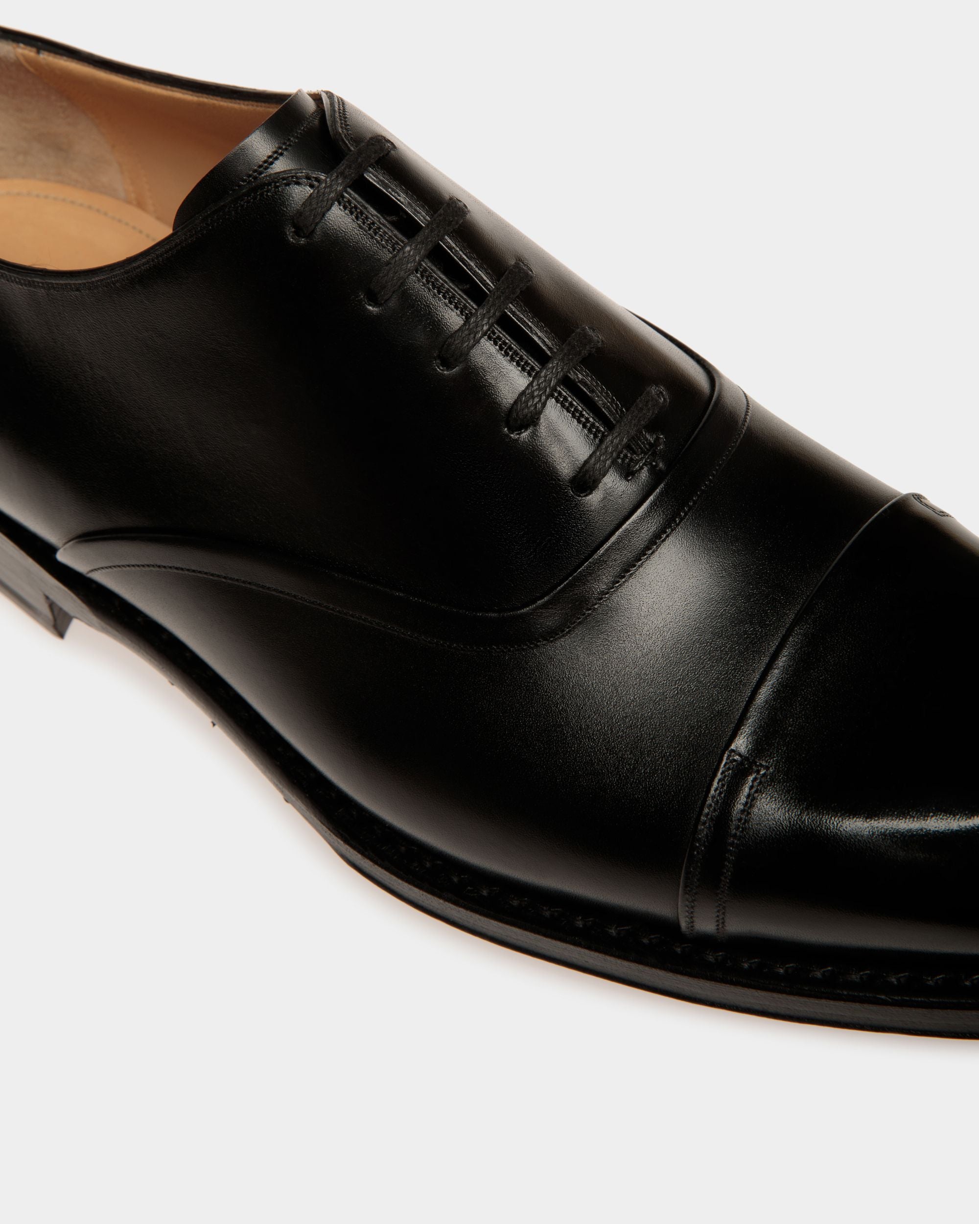 Scribe Un Oxford in Black Leather - Men's - Bally - 05