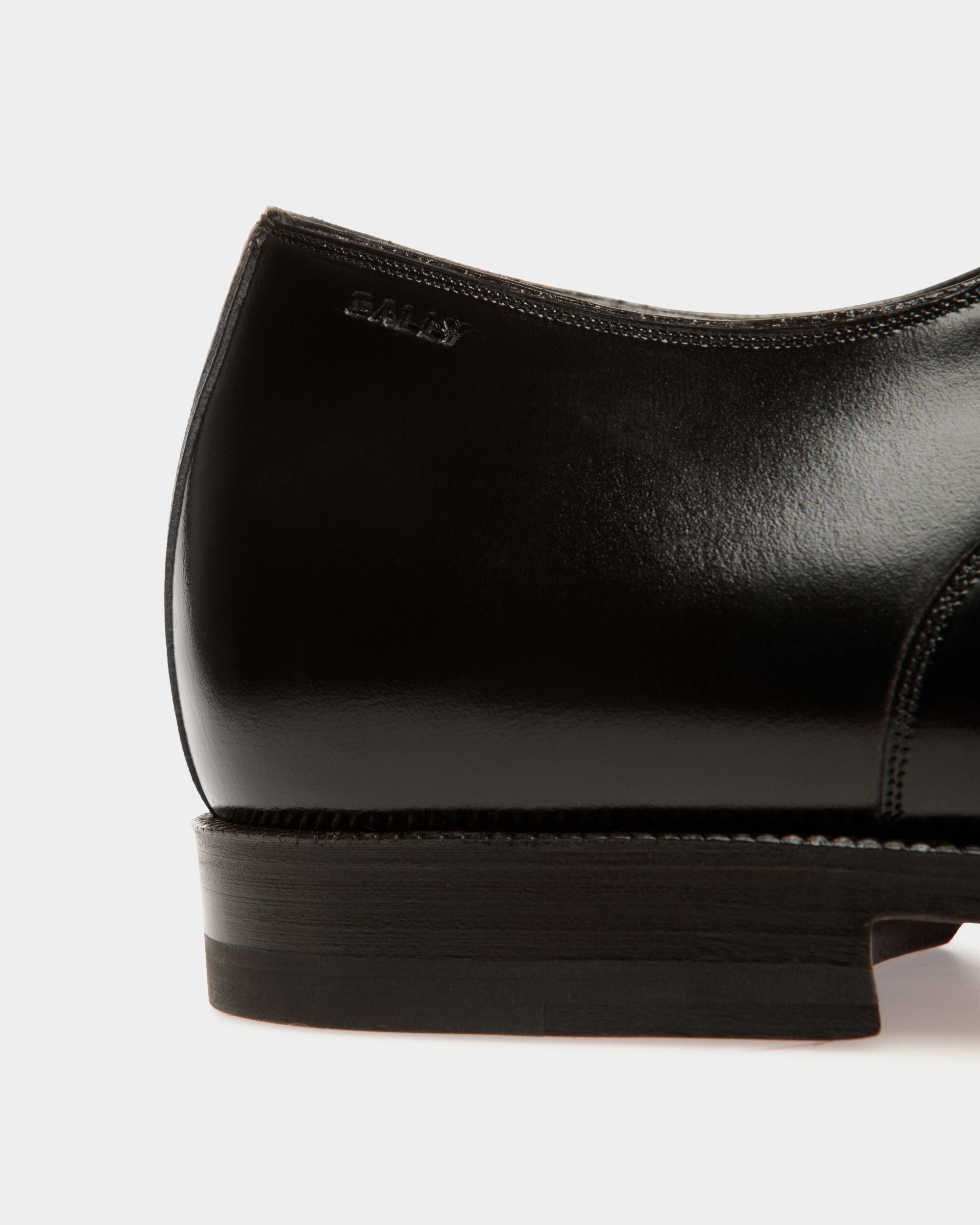 Carl Oxford in Black Leather - Men's - Bally - 06