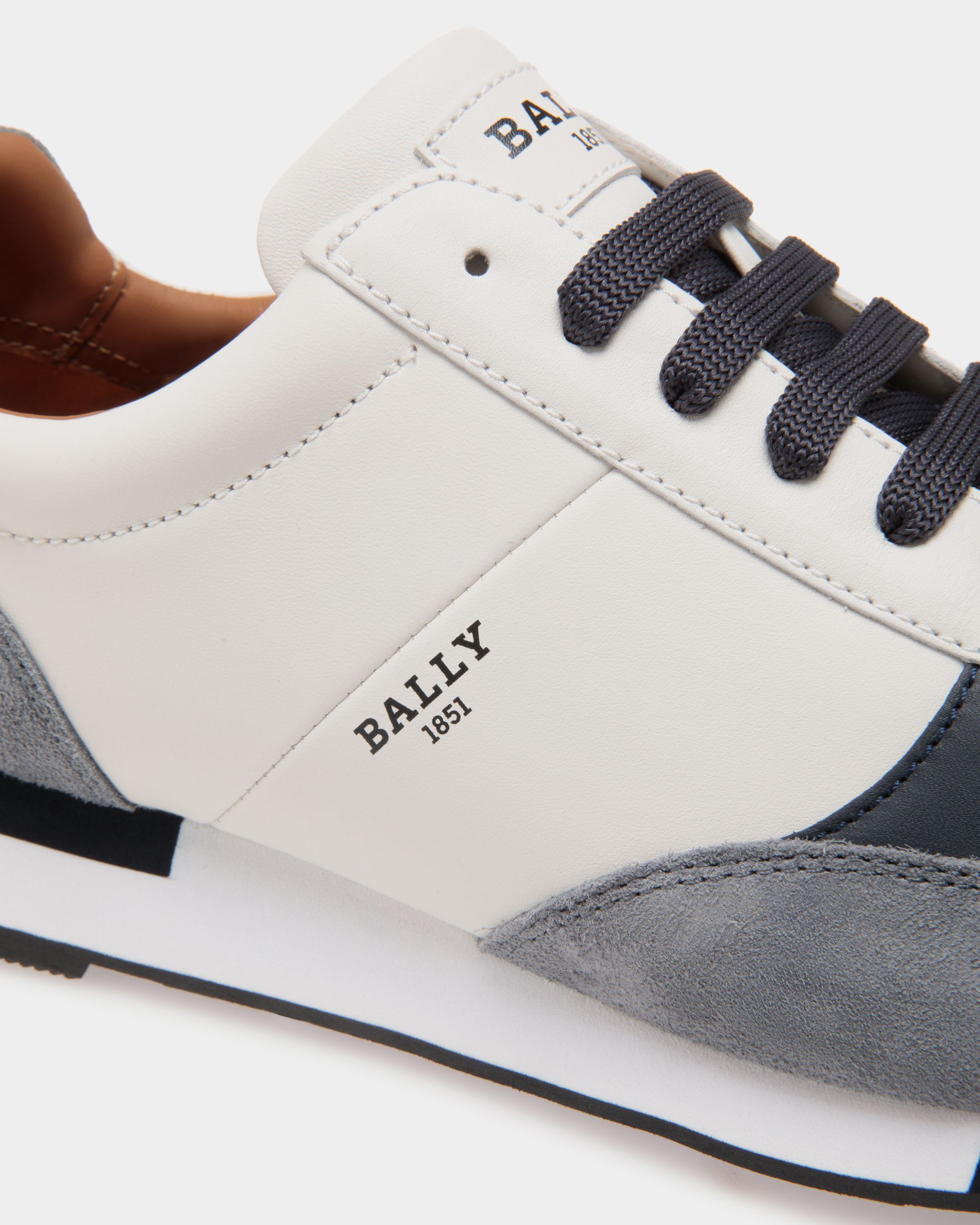 Sneaker in White Leather - Men's - Bally - 05