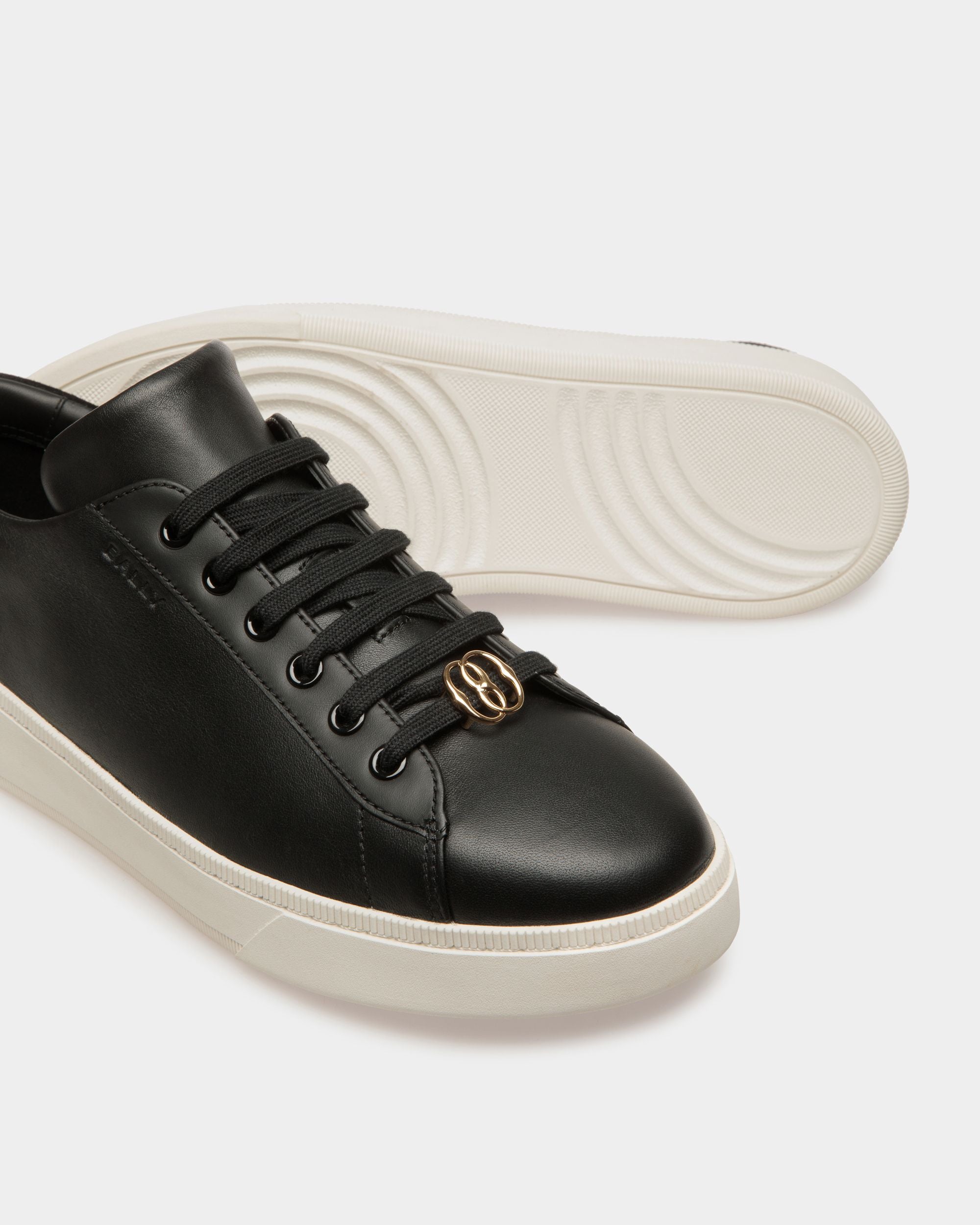 Raise Sneakers In Black And White Leather - Men's - Bally - 04