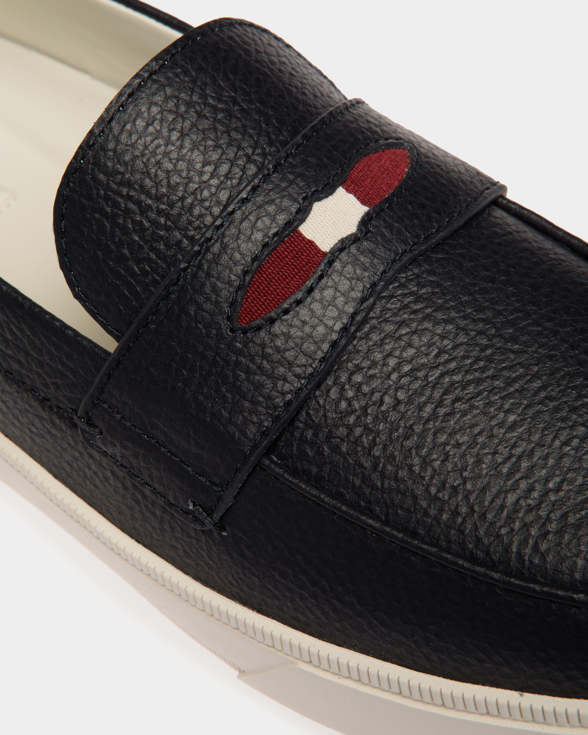 Raise Sneaker in Navy Blue Grained Leather - Men's - Bally - 05