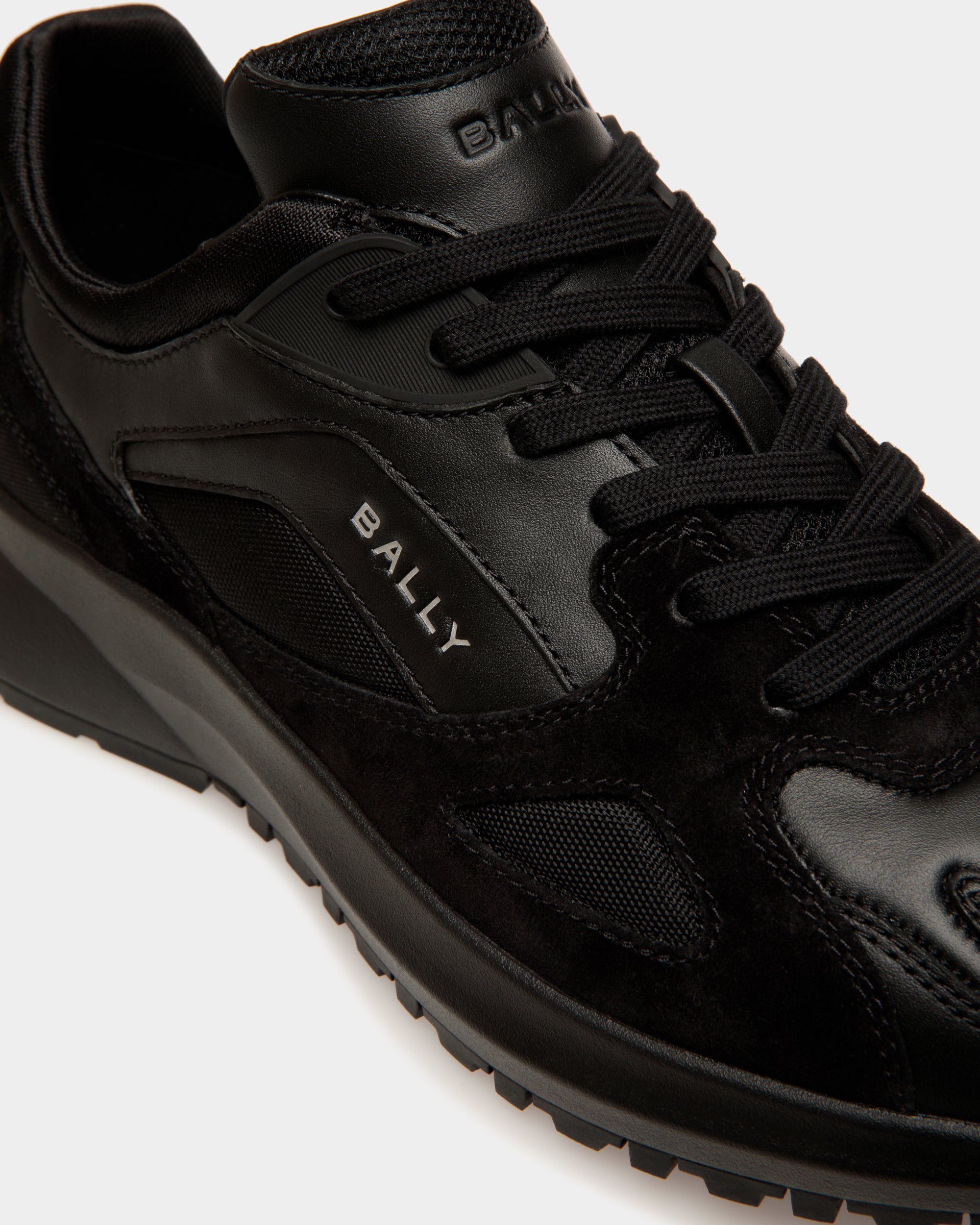 Outline Sneaker in Black Leather and Nylon - Men's - Bally - 06