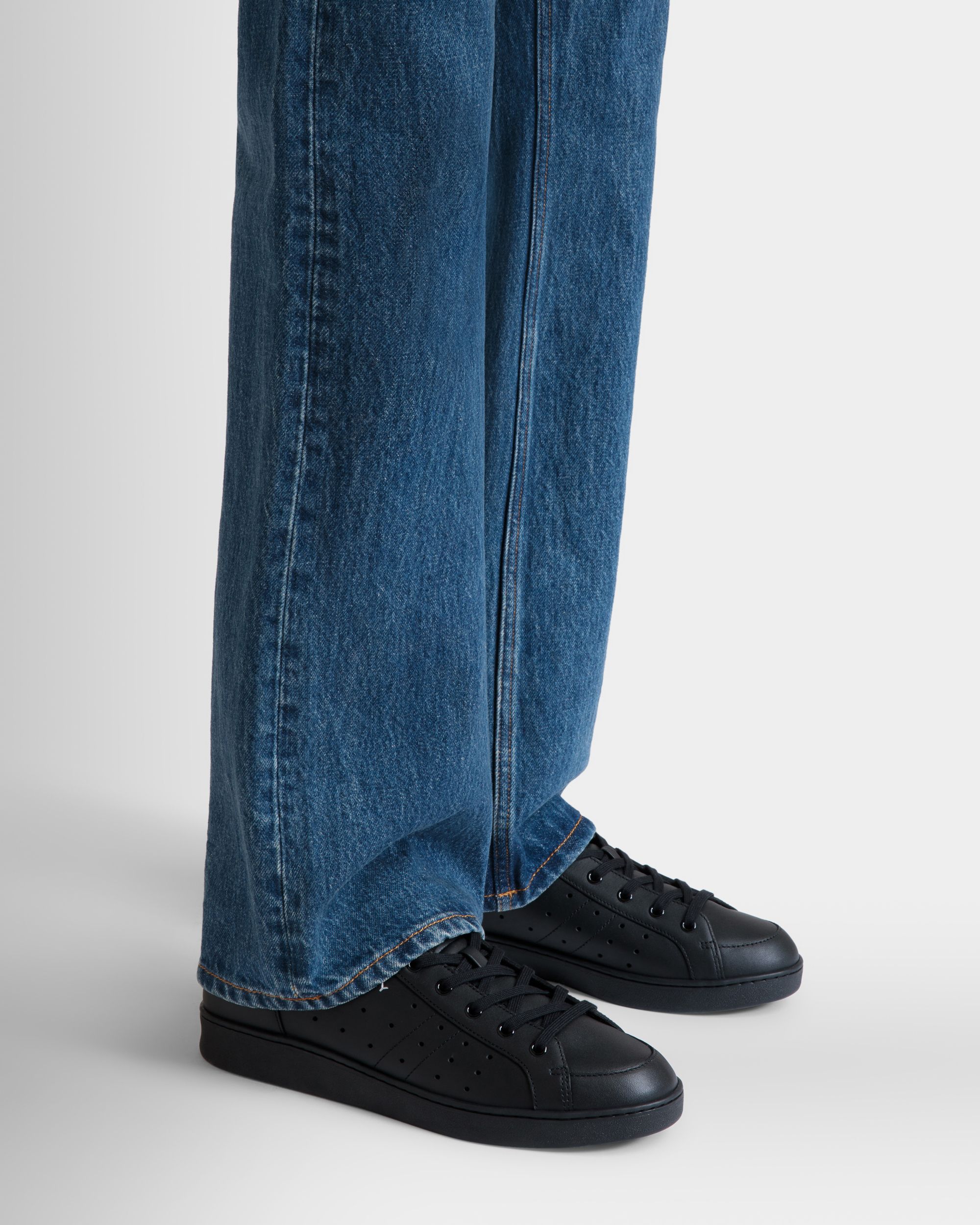 Tennis Sneaker in Black Leather - Men's - Bally - 02