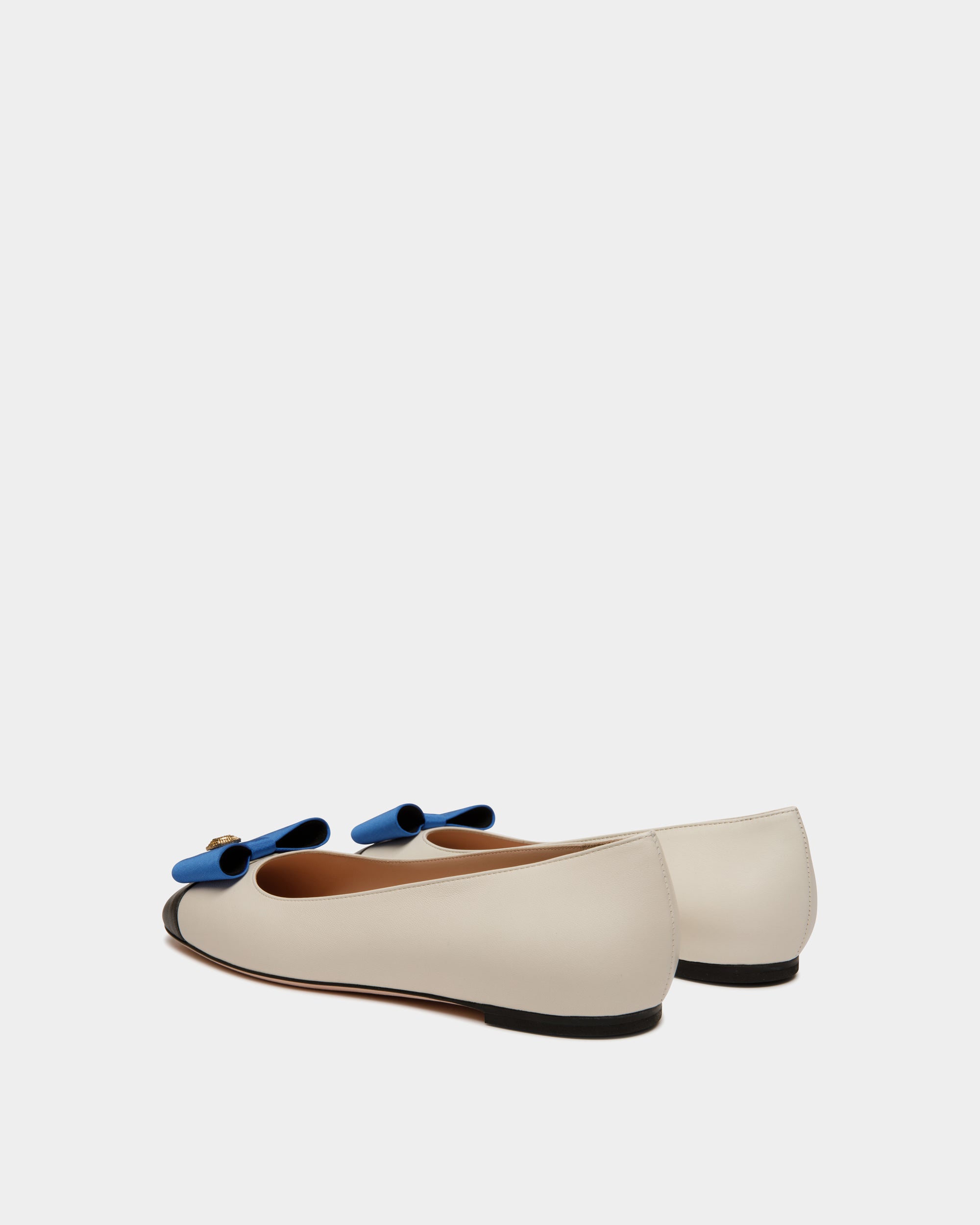 B-Bow Flat in White and Black Leather - Women's - Bally - 04