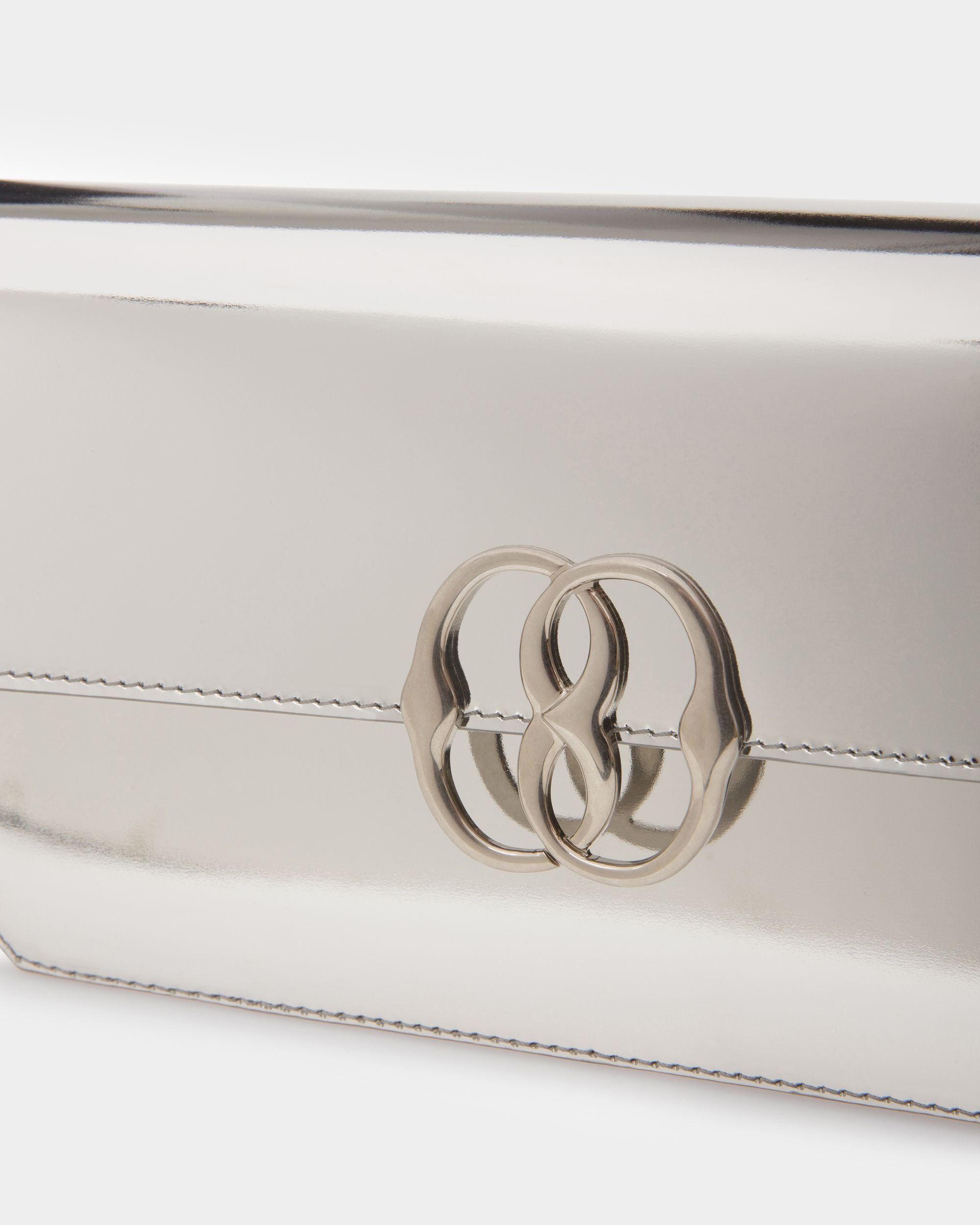 Emblem Shoulder Bag In Silver Leather - Women's - Bally - 05
