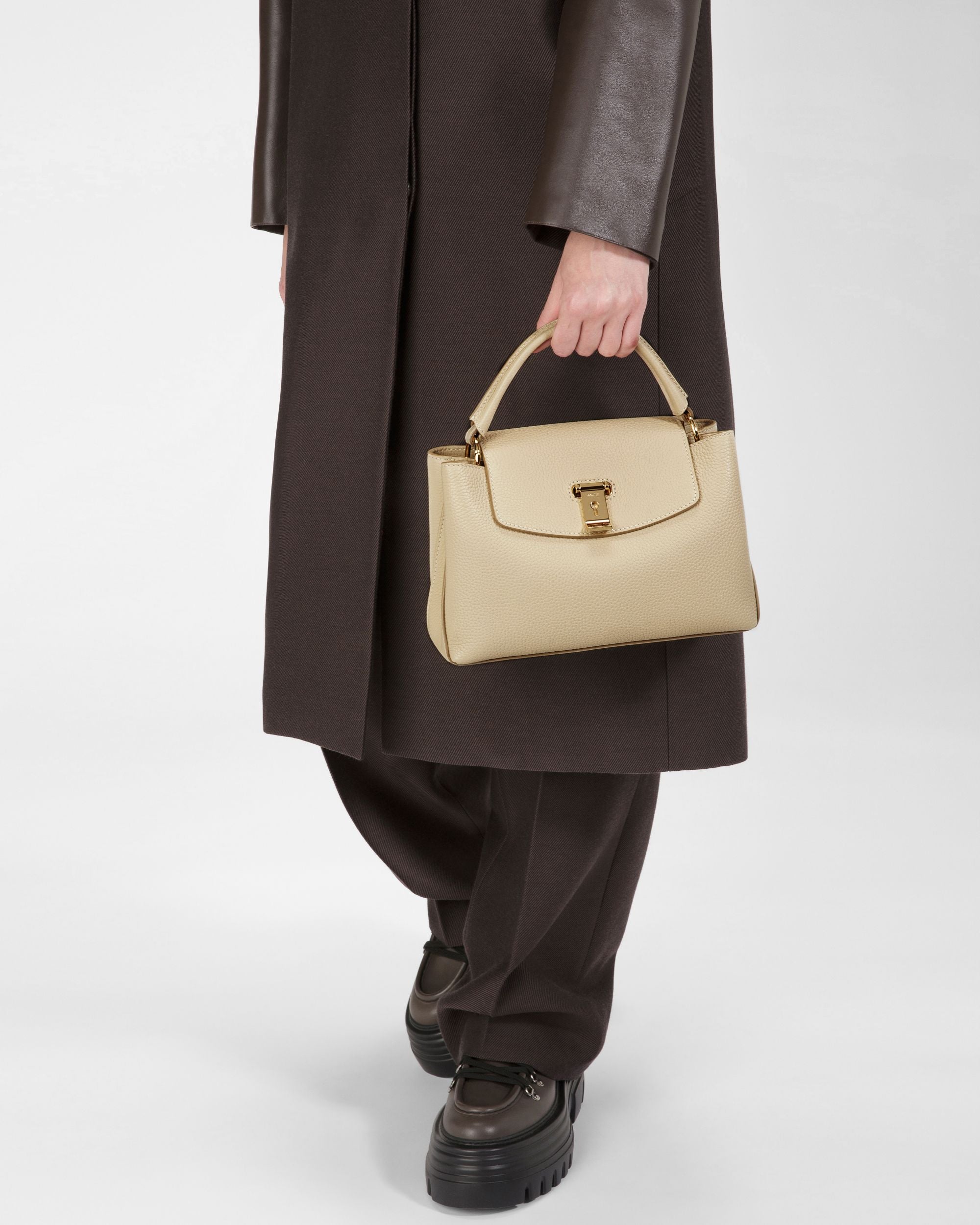 Layka Leather Top Handle Bag In Fossil - Women's - Bally - 02