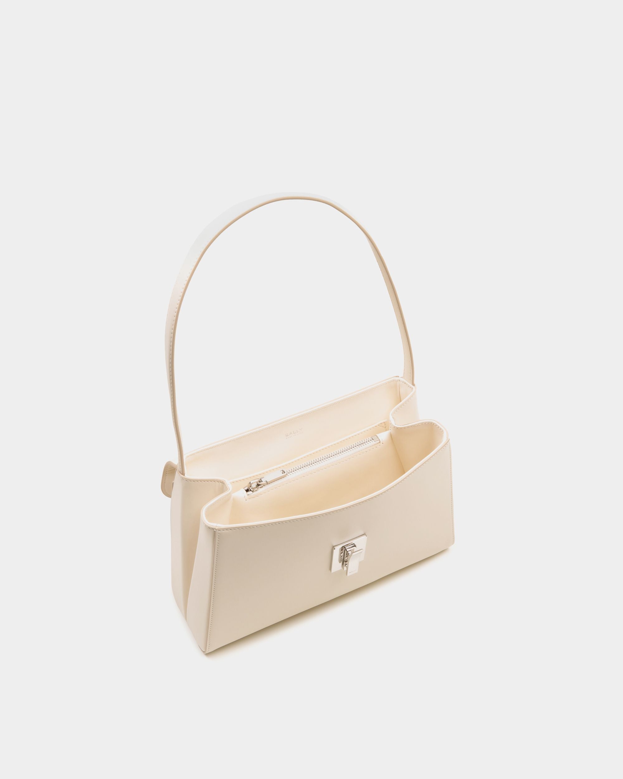 Ollam Shoulder Bag in White Leather - Women's - Bally - 05